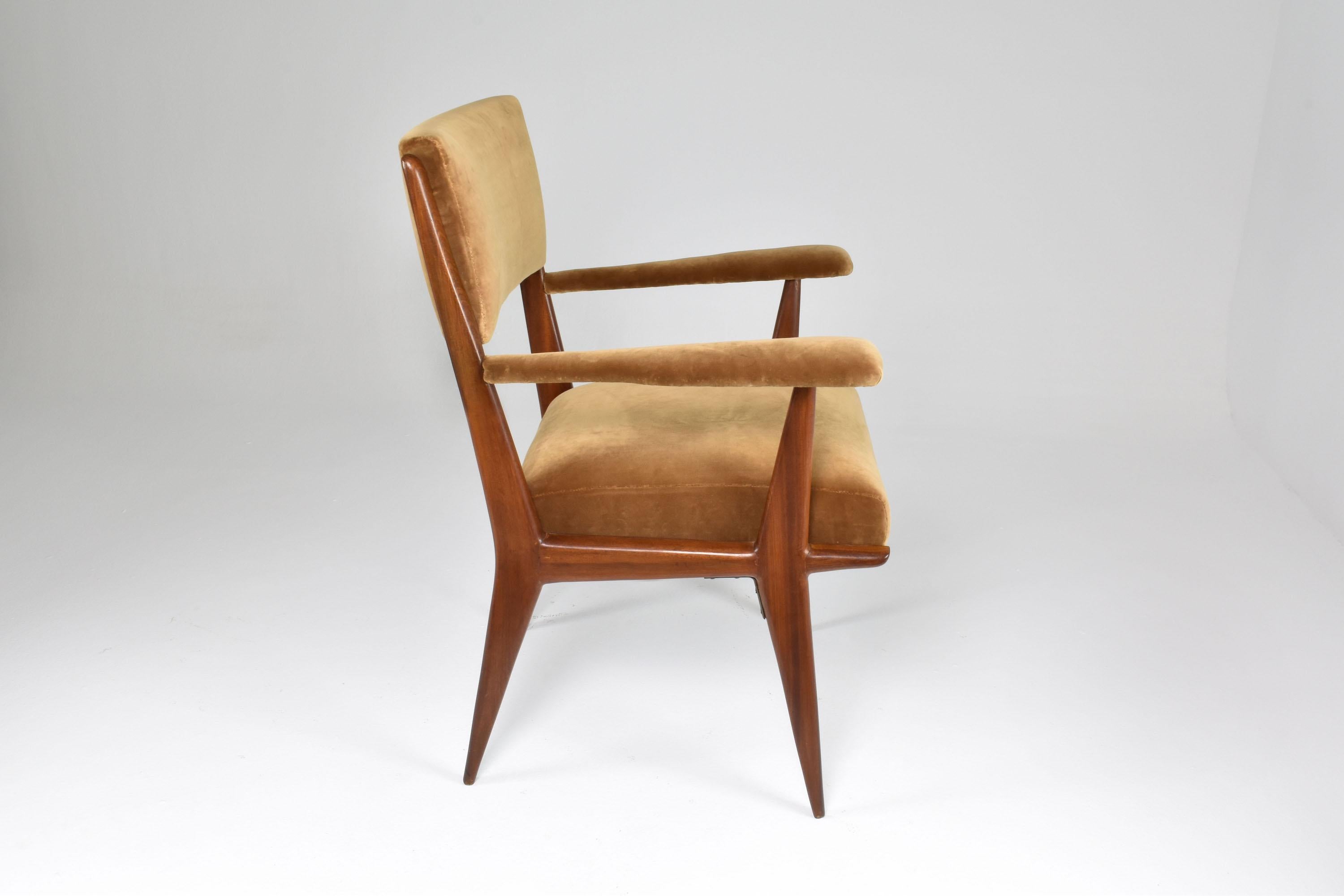 1950's Italian Mid-Century Armchair by Silvio Cavatorta 6