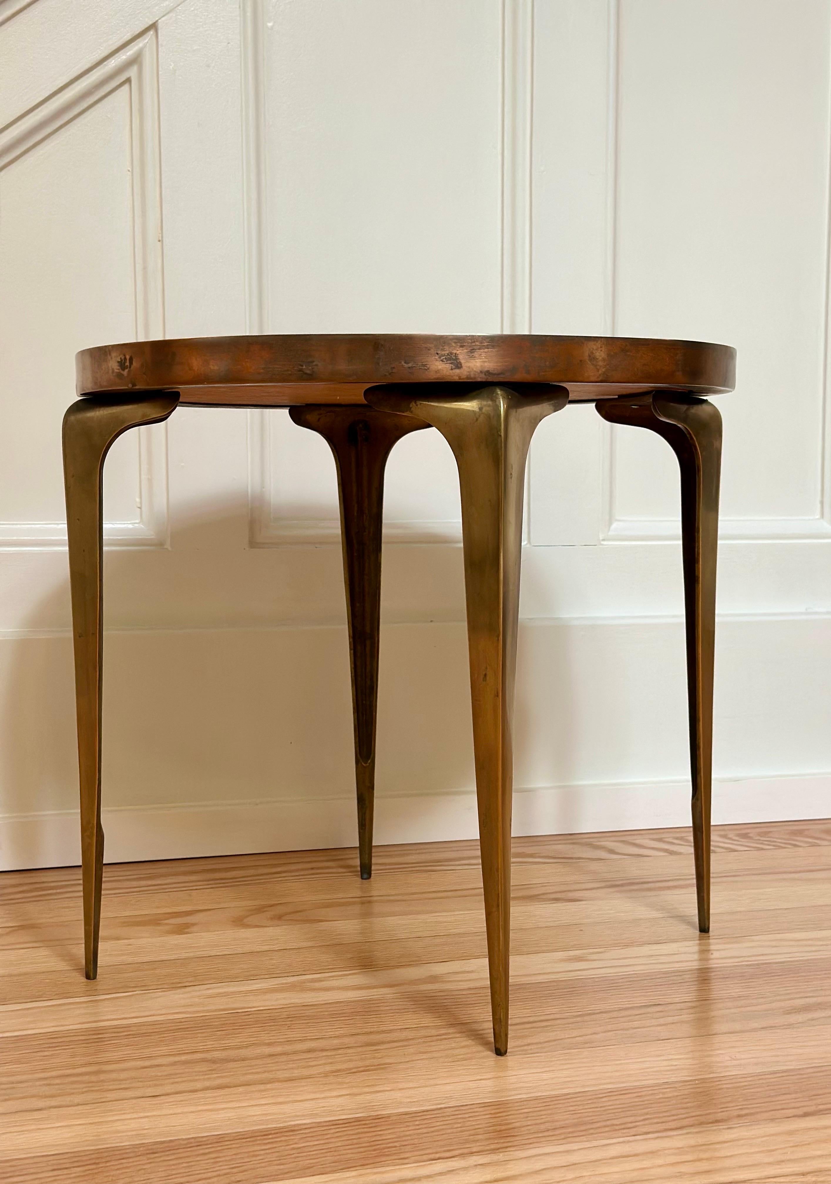 1950s Italian Mid-Century Copper Brass & Mosaic Tile Round Side Table (Table d'appoint ronde en cuivre, laiton et mosaïque) en vente 5