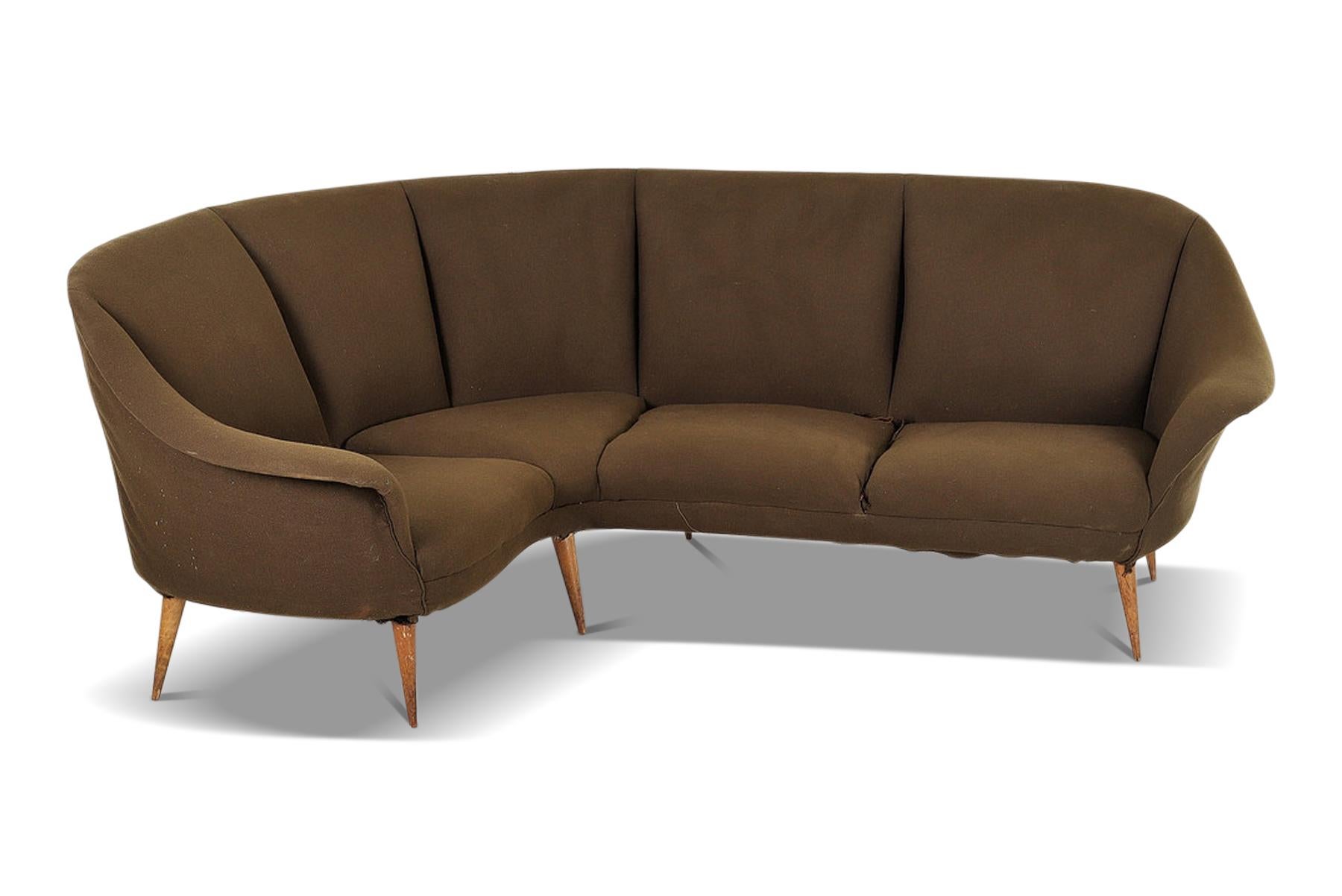 1950s Italian Mid Century Corner Sofa In Good Condition For Sale In Berkeley, CA