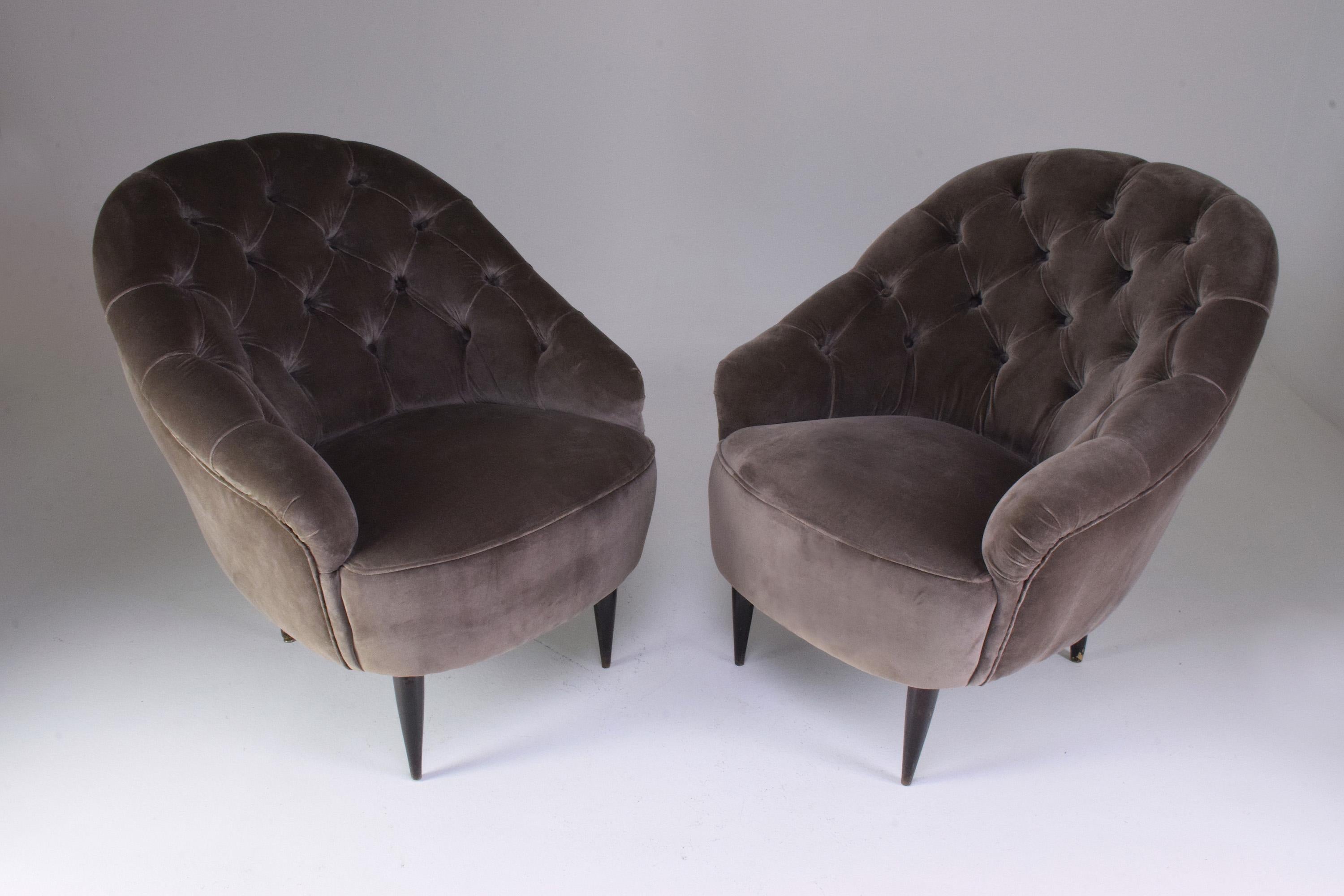 1950er Jahre Italienische Mitte des Jahrhunderts Gio Ponti Stil Paar Sessel im Angebot 6