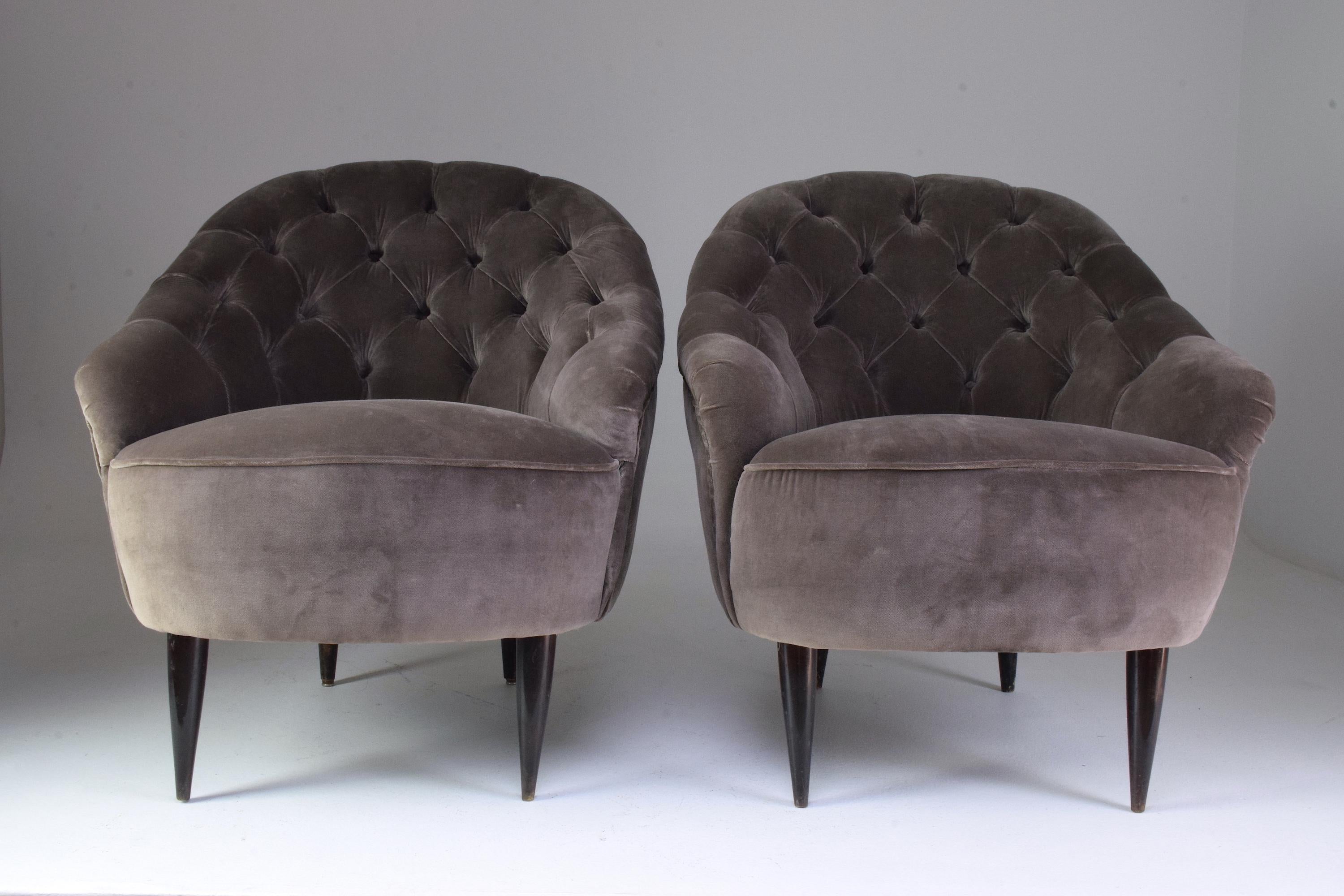 1950's Italian Mid-Century Gio Ponti Style Pair of Armchairs For Sale 8