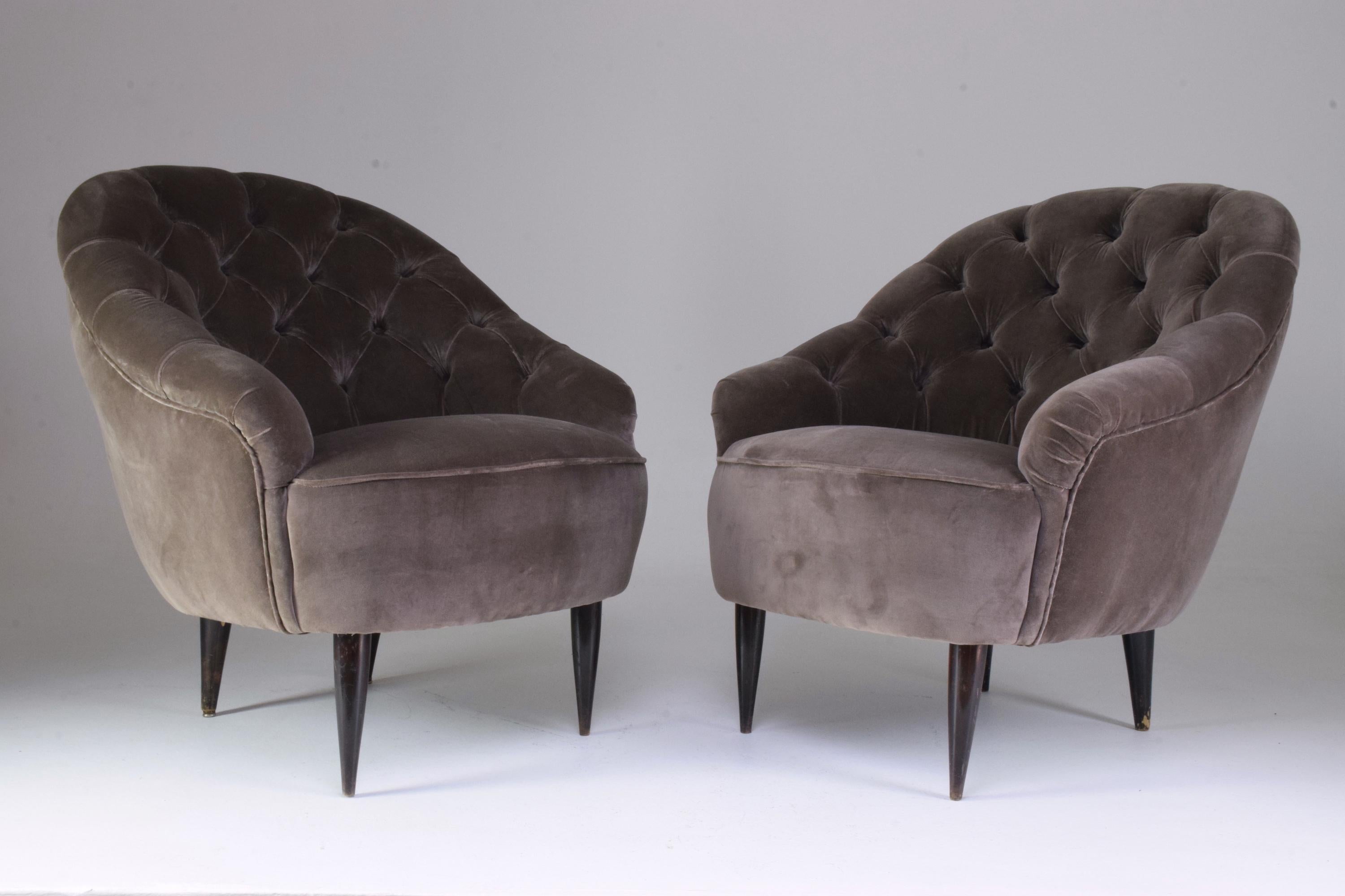 1950er Jahre Italienische Mitte des Jahrhunderts Gio Ponti Stil Paar Sessel im Angebot 2