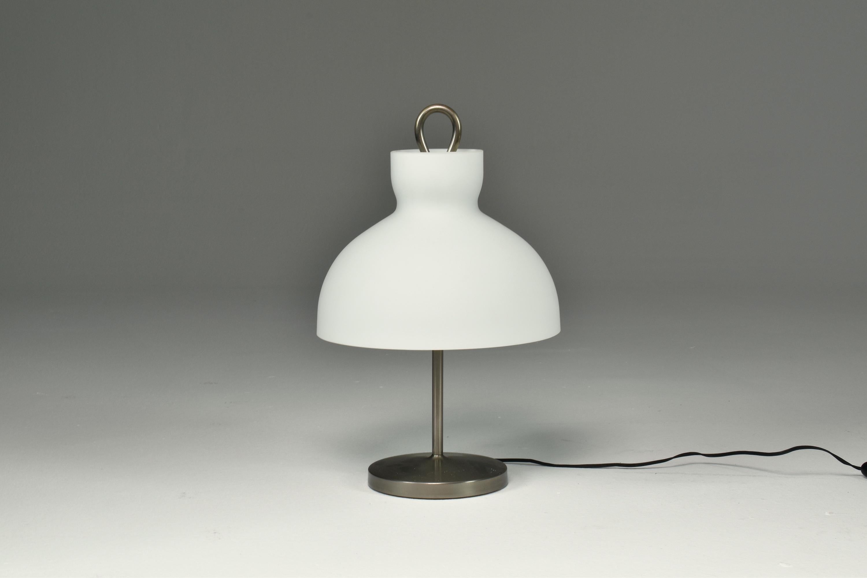 Italienische Mid-century-Lampe von Ignazio Gardella für Azucena, 1950 (Moderne der Mitte des Jahrhunderts) im Angebot