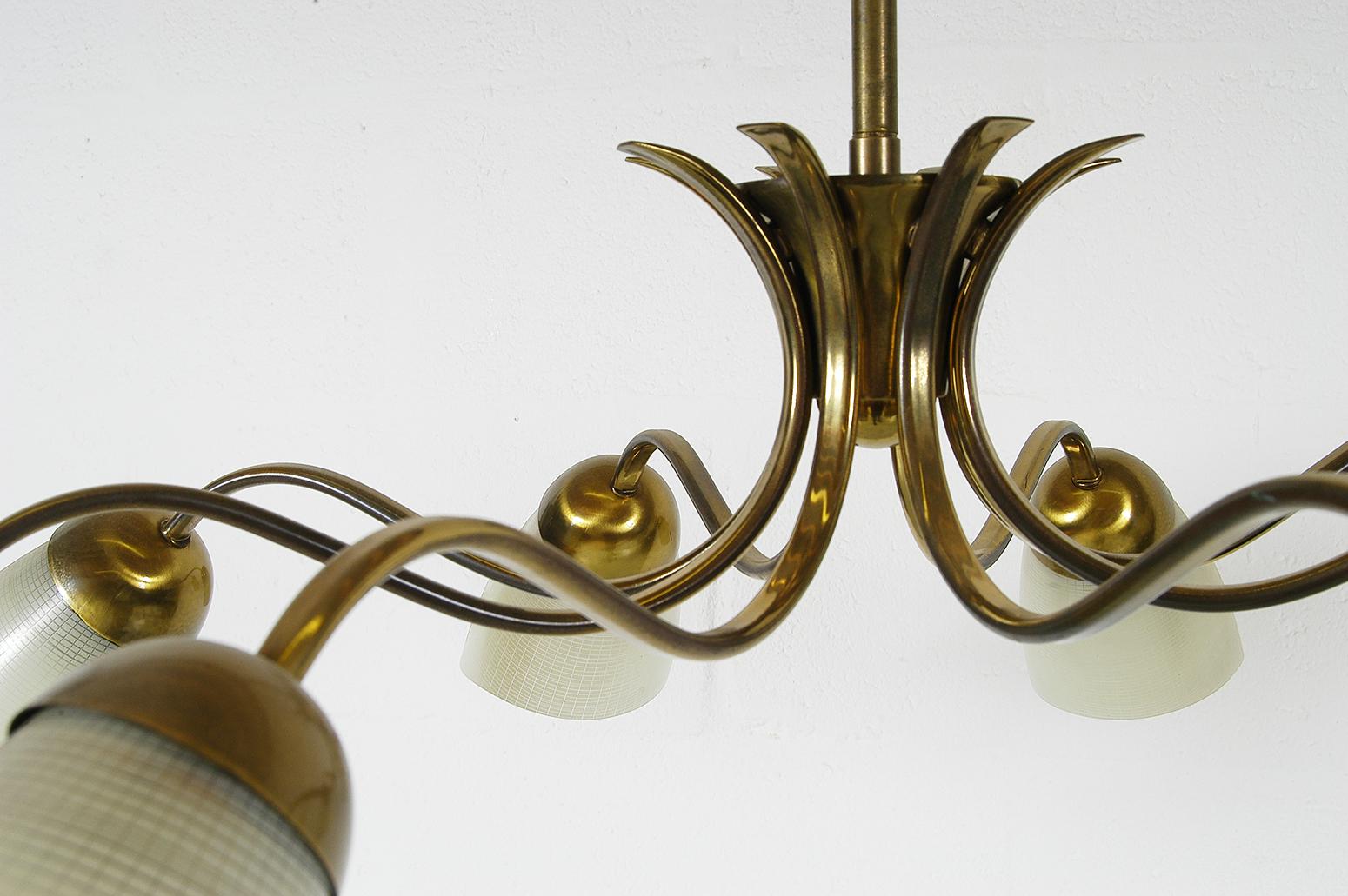 1950s Italian Mid-Century Modern Decorative 8-Arm Brass and Glass Chandelier 7