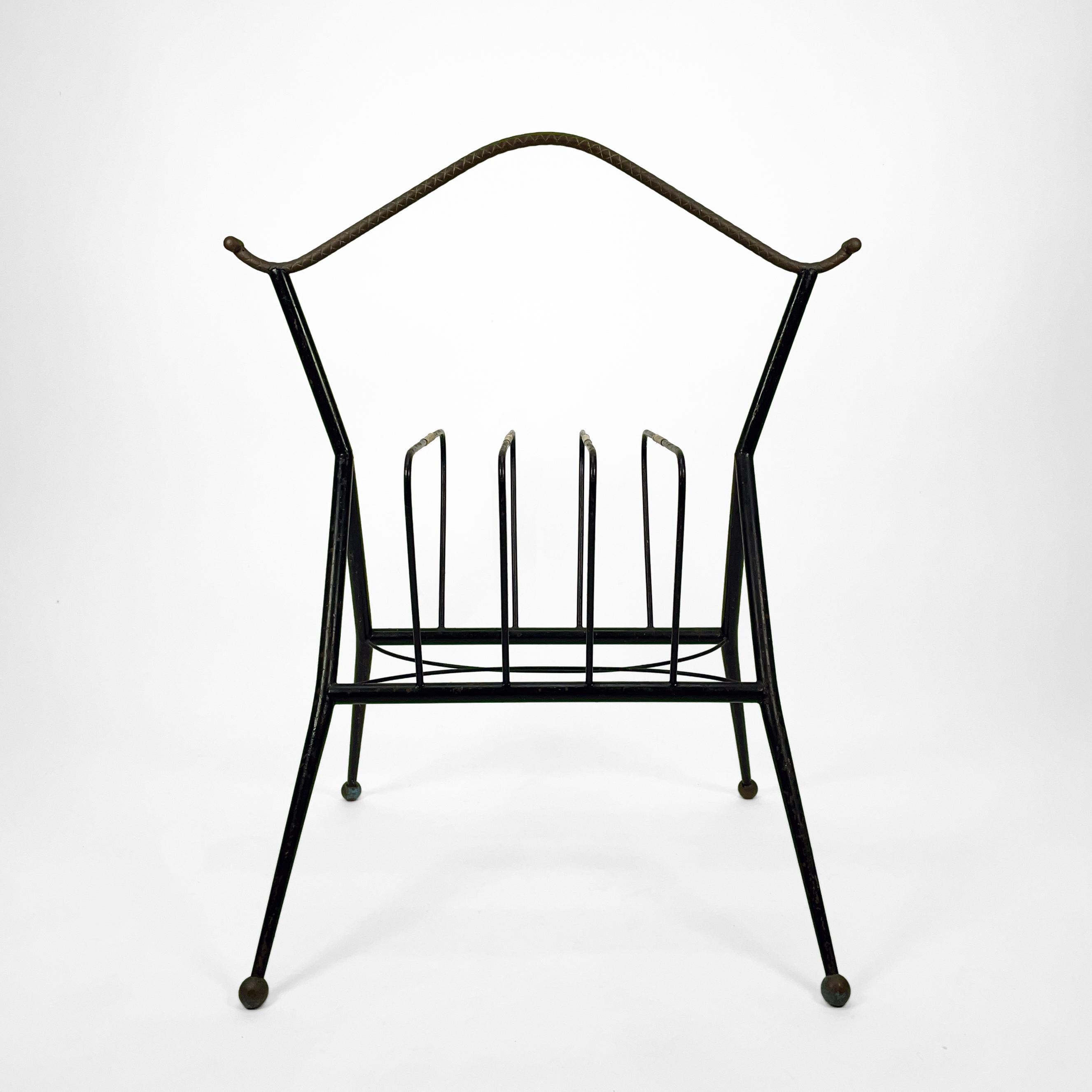 Mid-Century Modern 1950s Italian Mid Century Modern Magazine Rack in Metal with Brass Details For Sale