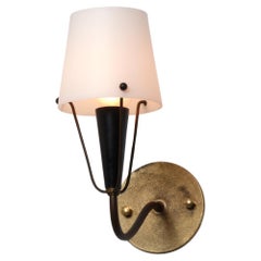 1950s Italian Mid-Century Modern Wall Sconce in Brass and Opaline Glass 1950s Italian Mid-Century Modern Wall Sconce in Brass and Opaline Glass