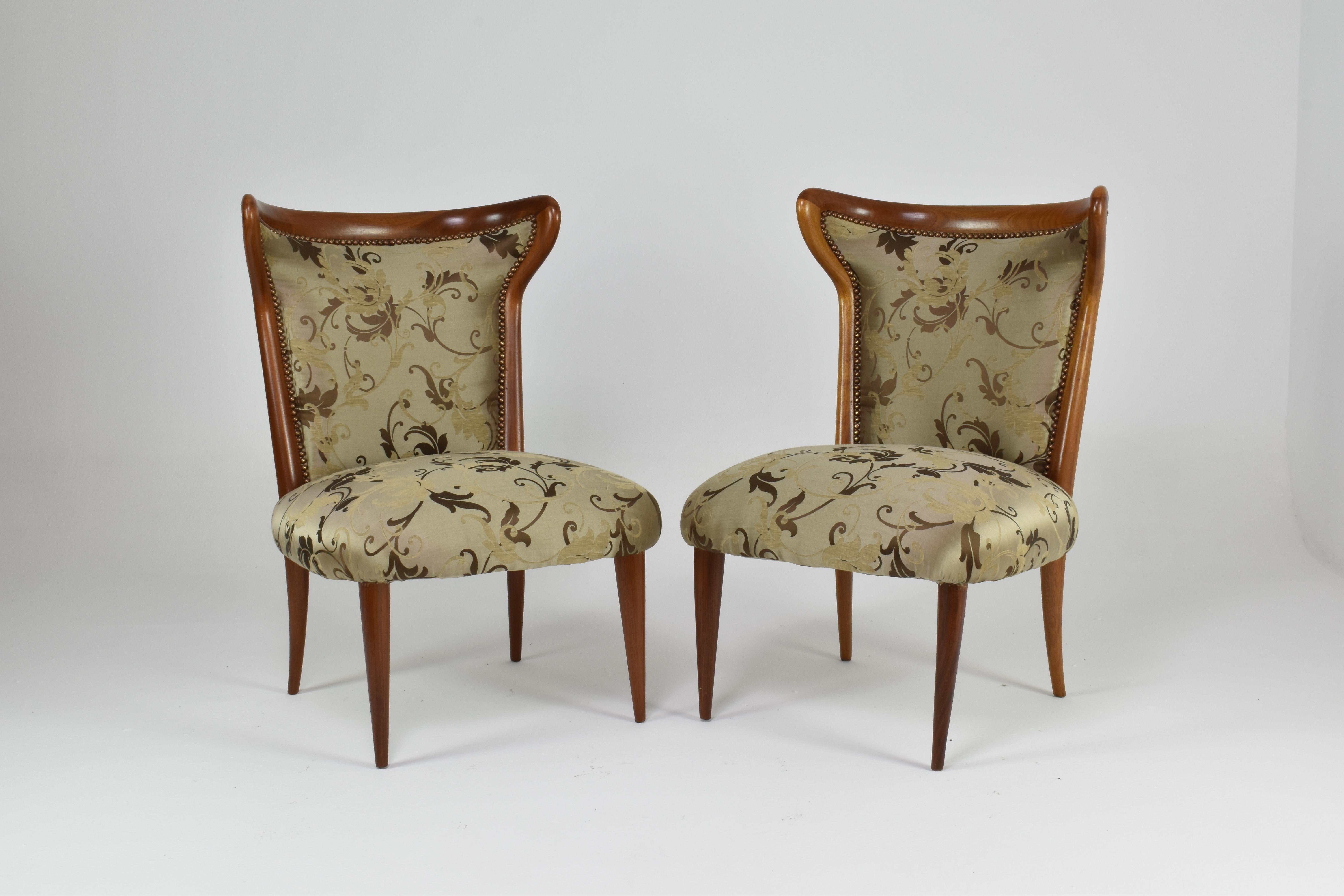 Italian Mid-Century Modern Wooden Chairs, 1950s For Sale 5
