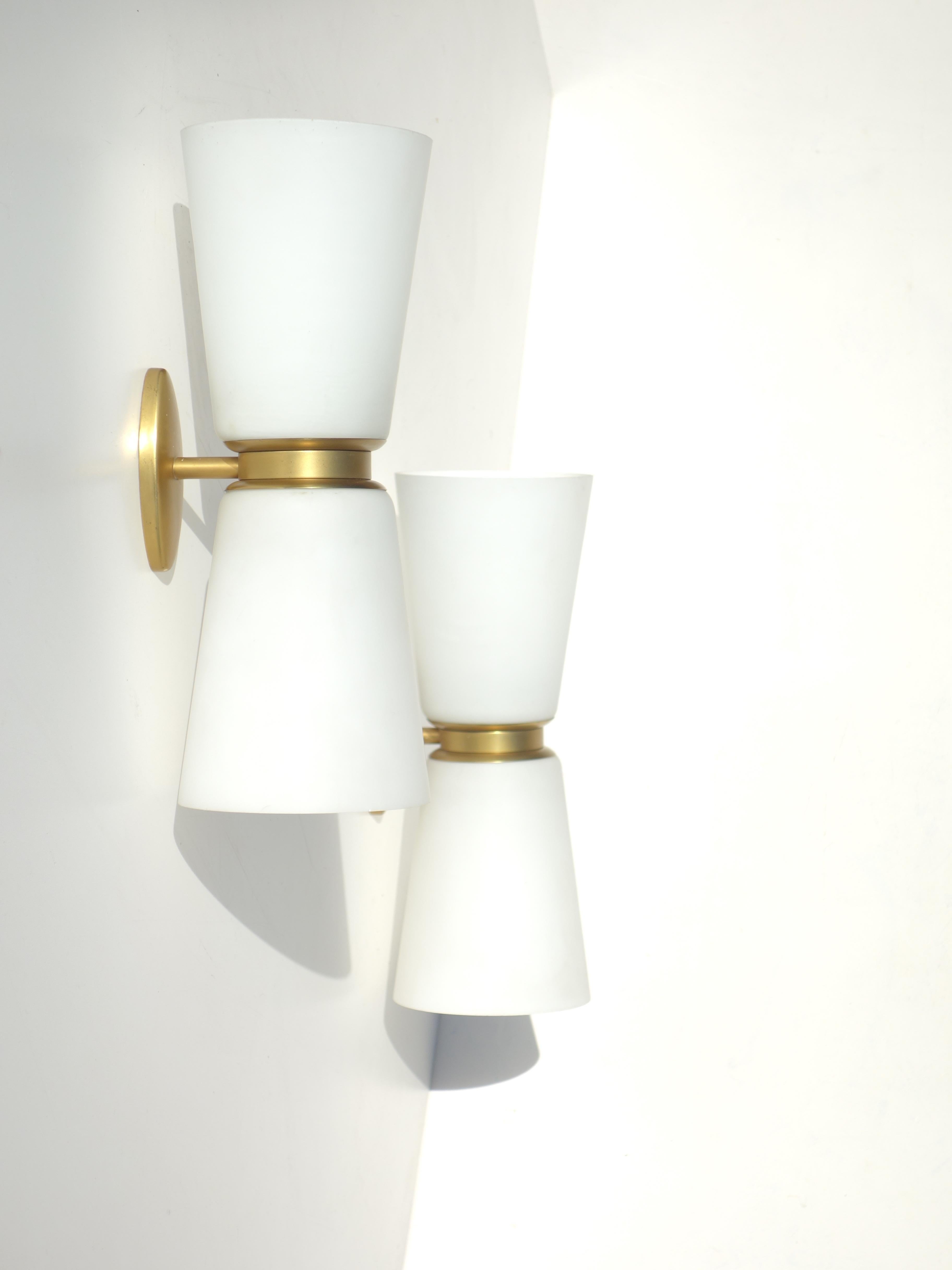 1950s Italian Midcentury Design Pair of Wall Lamps Sconces In Excellent Condition In Brescia, IT