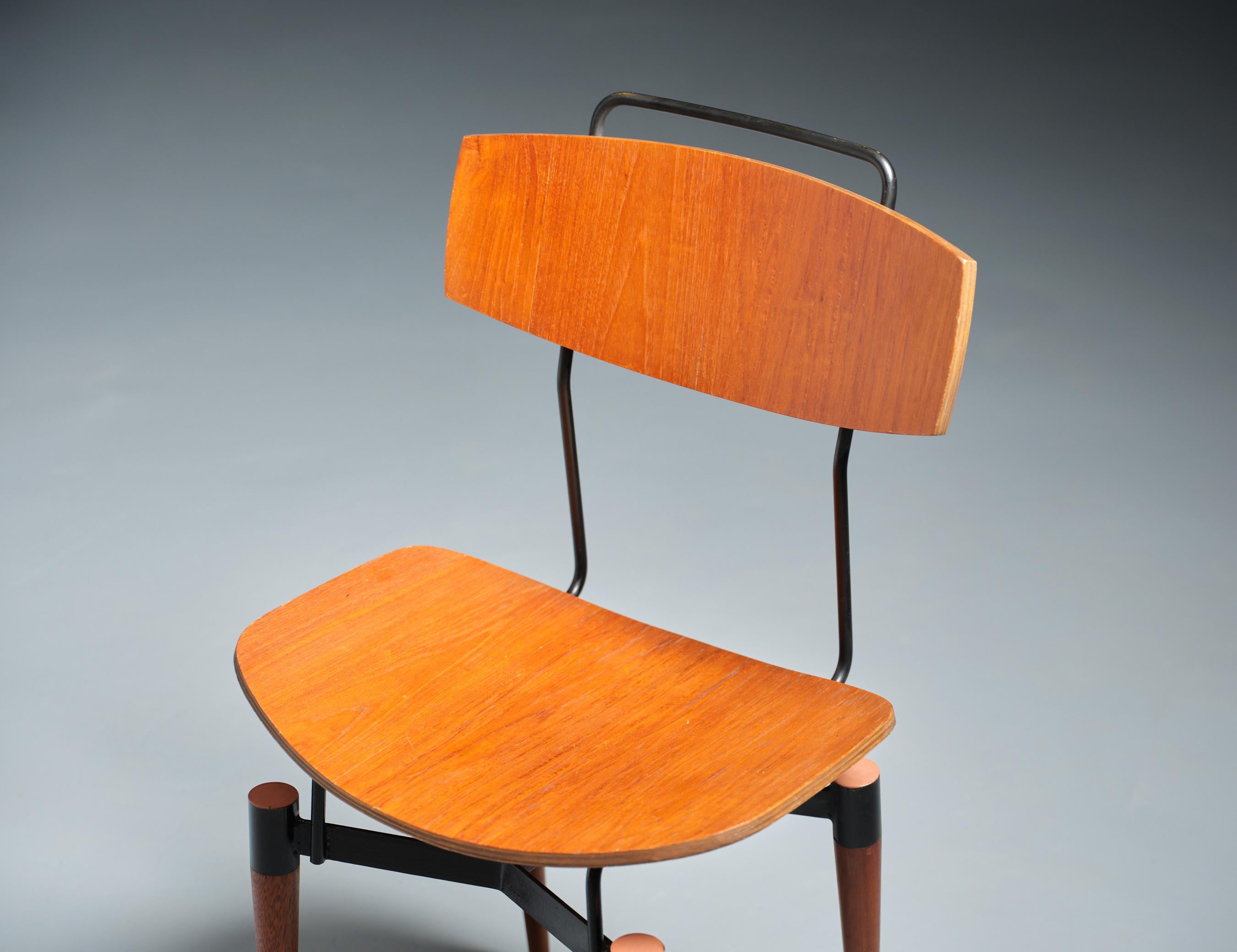 Mid-Century Modern 1950s Italian Midcentury Desk Chair in Teak and Black Iron For Sale