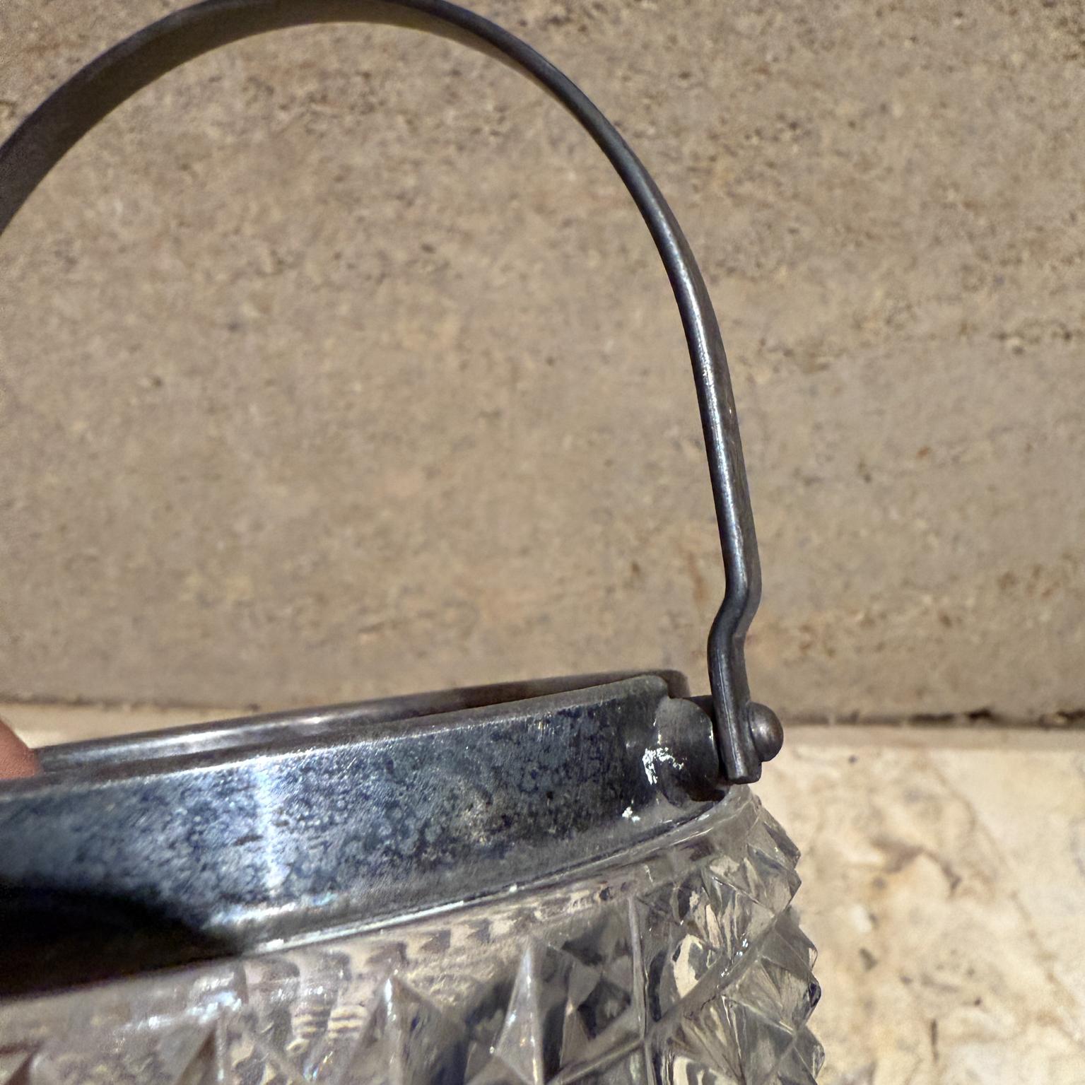 Mini seau à glace italien des années 1950 en cristal taillé en diamant en vente 4
