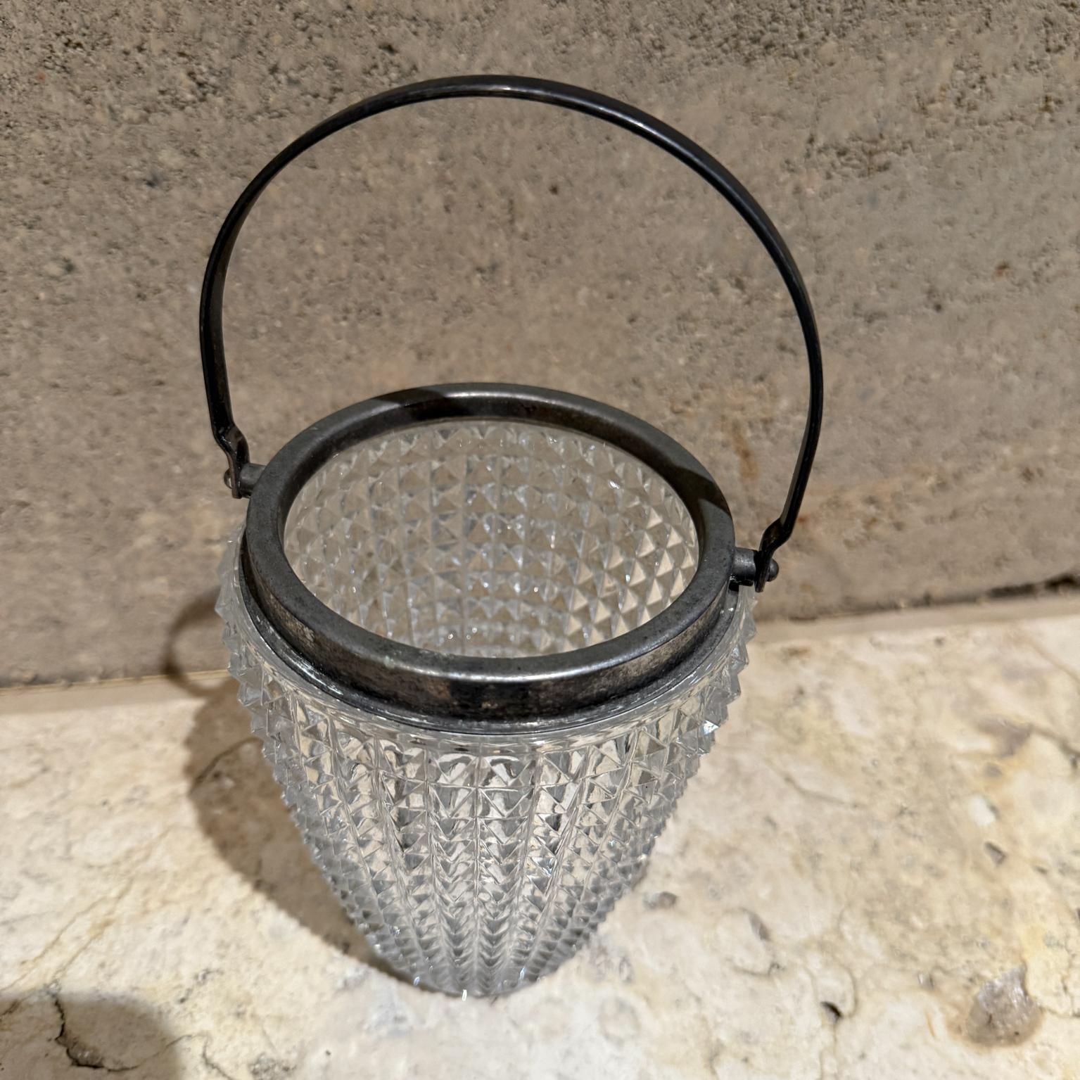 Plaqué argent Mini seau à glace italien des années 1950 en cristal taillé en diamant en vente