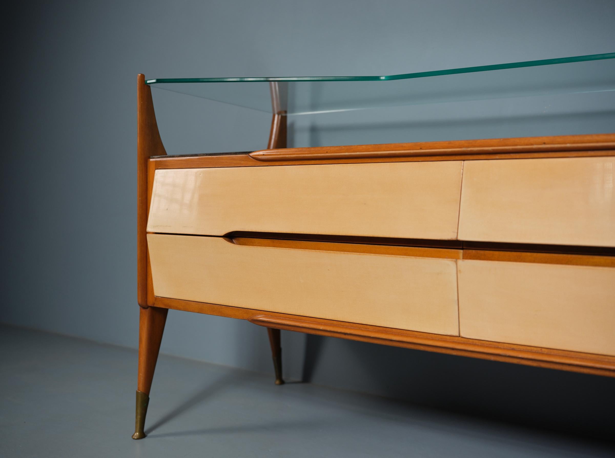Mid-Century Modern 1950s Italian Modern Commode with Brass Details and Glass For Sale