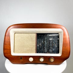 1950s Italian Modern Minerva Milano Short Wave Wood Radio
