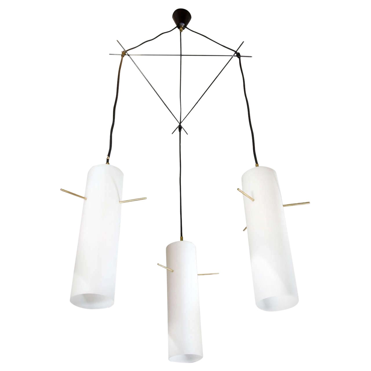 Lampe suspension moderne italienne des années 1950 attribuée à Stilnovo