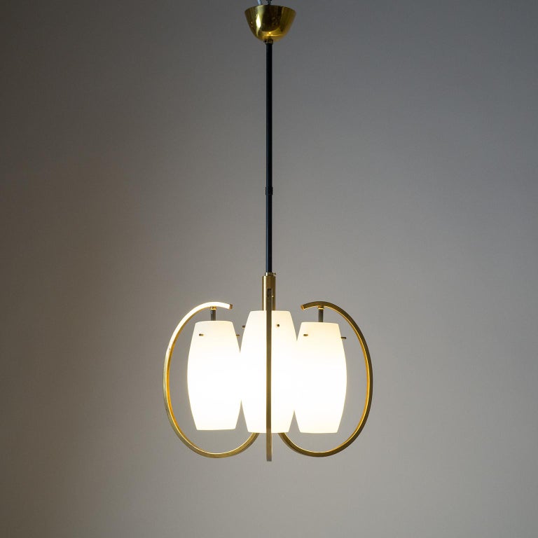 Mid-Century Modern Italian Chandelier, 1950s, Satin Glass and Brass For Sale