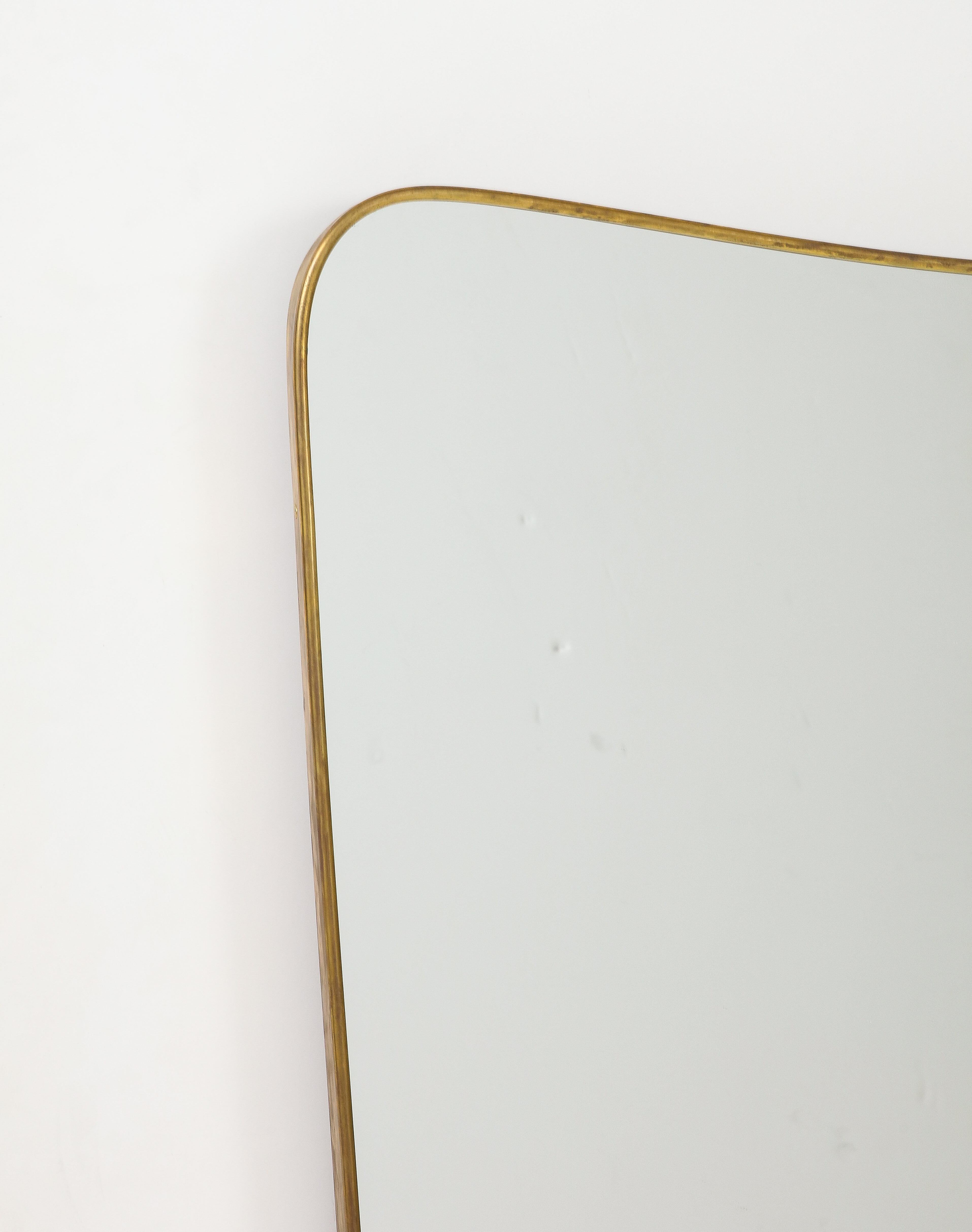 1950s Italian Modernist Grand Scale Shaped Brass Wall Mirror In Good Condition For Sale In New York, NY
