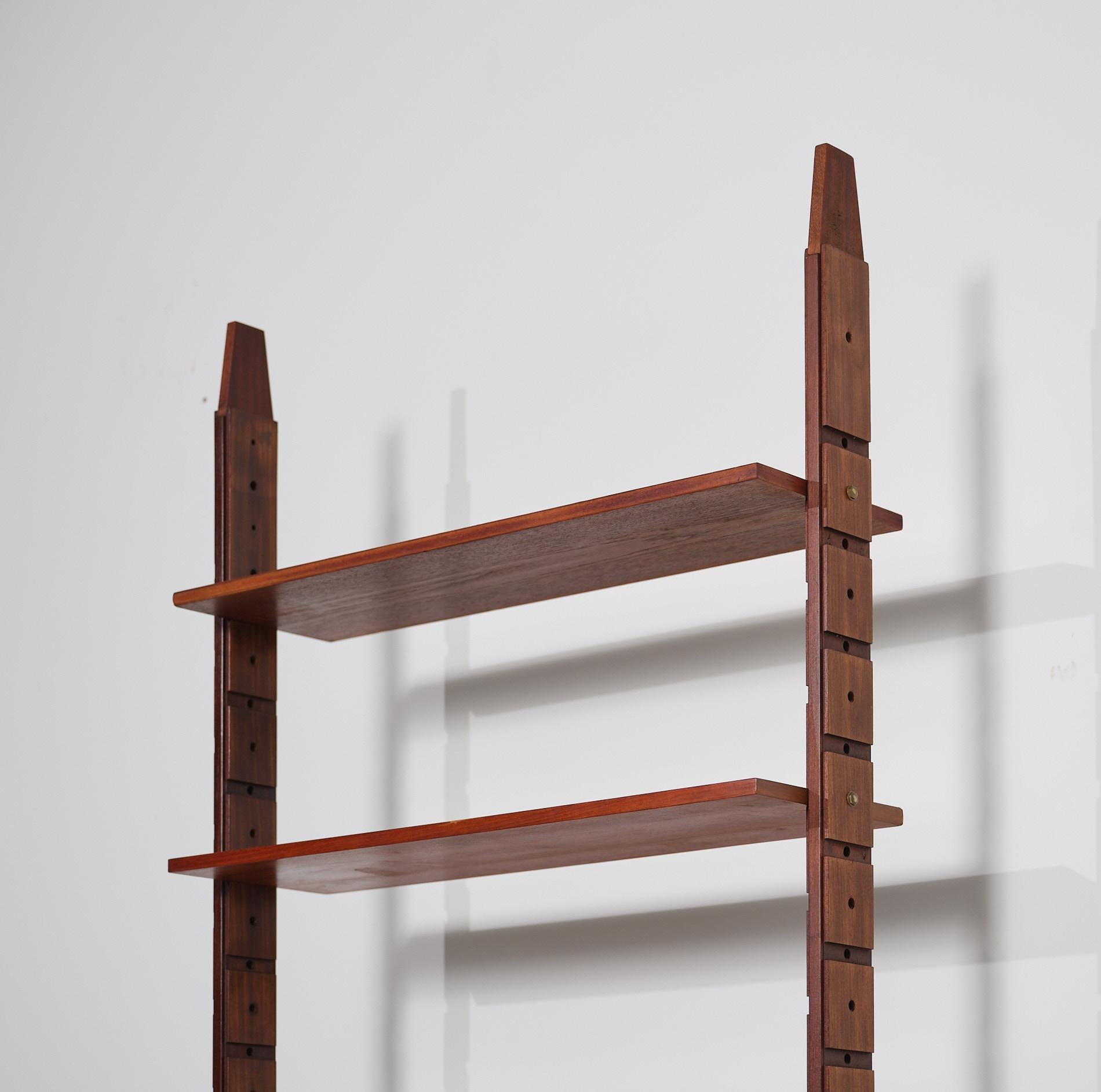 1950er Jahre Italienisches Modulares Bücherregal mit Schreibtisch - Exotisches Holz, Messingbeschläge 4