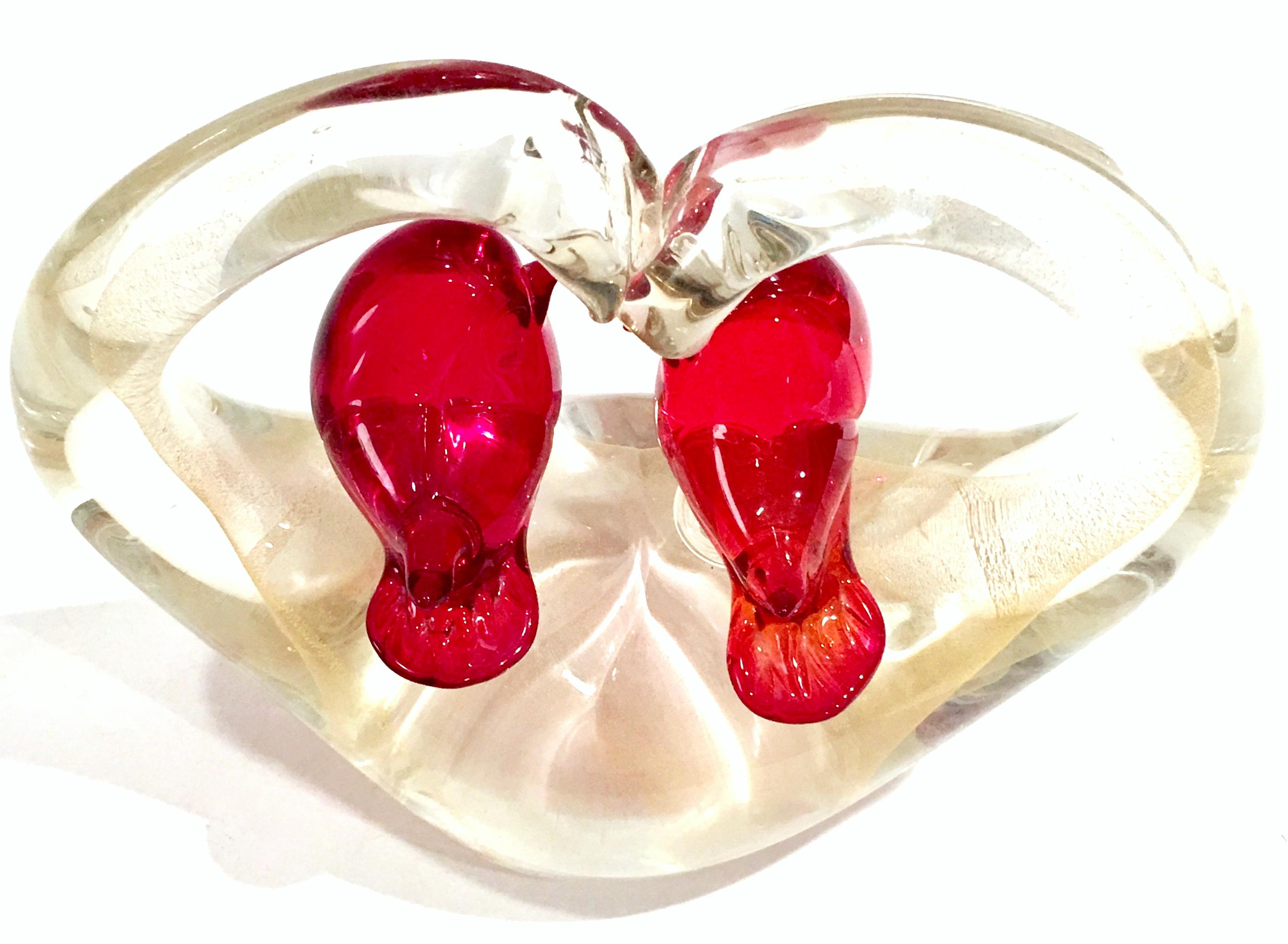 1950s Italian Murano Glass with Gold Fleck Pair of Love Birds Heart Sculpture For Sale 1