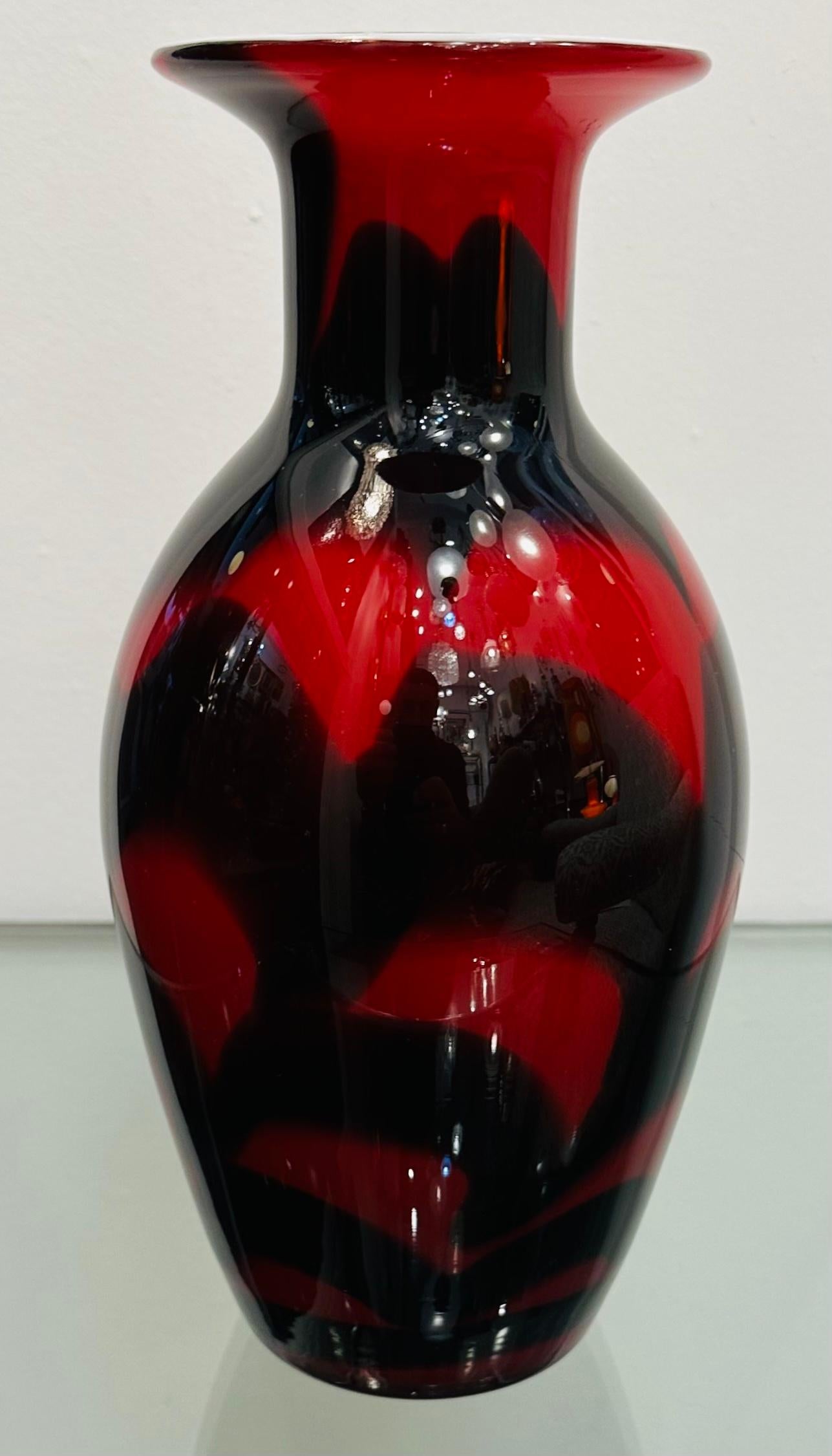 Hand-Crafted 1950s Italian Murano Red Black & White Glass Vase Attr. Carlo Moretti For Sale