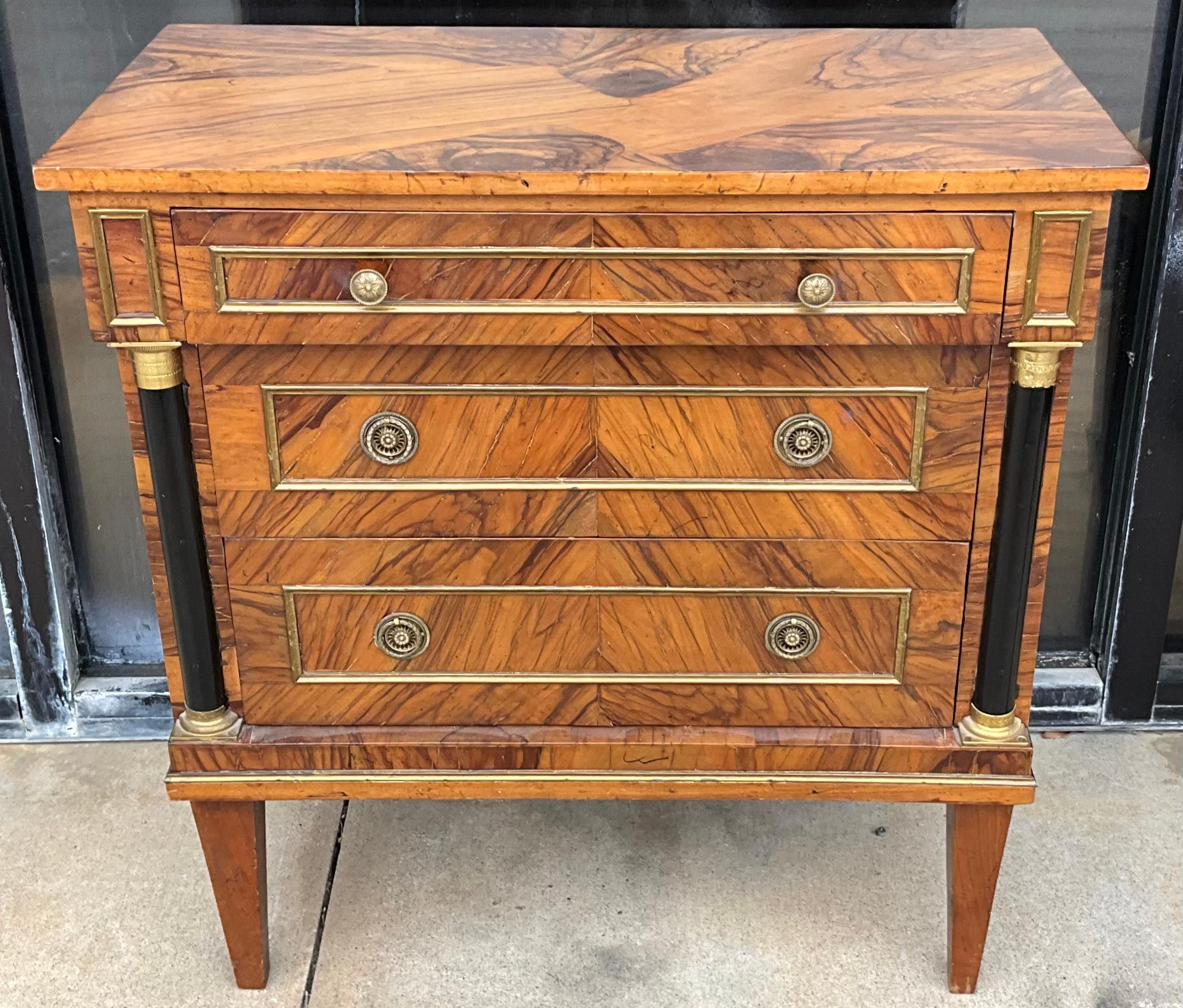 Neoclassical 1950s Italian Neo-Classical Style Walnut Chest / Commode / Side Table For Sale