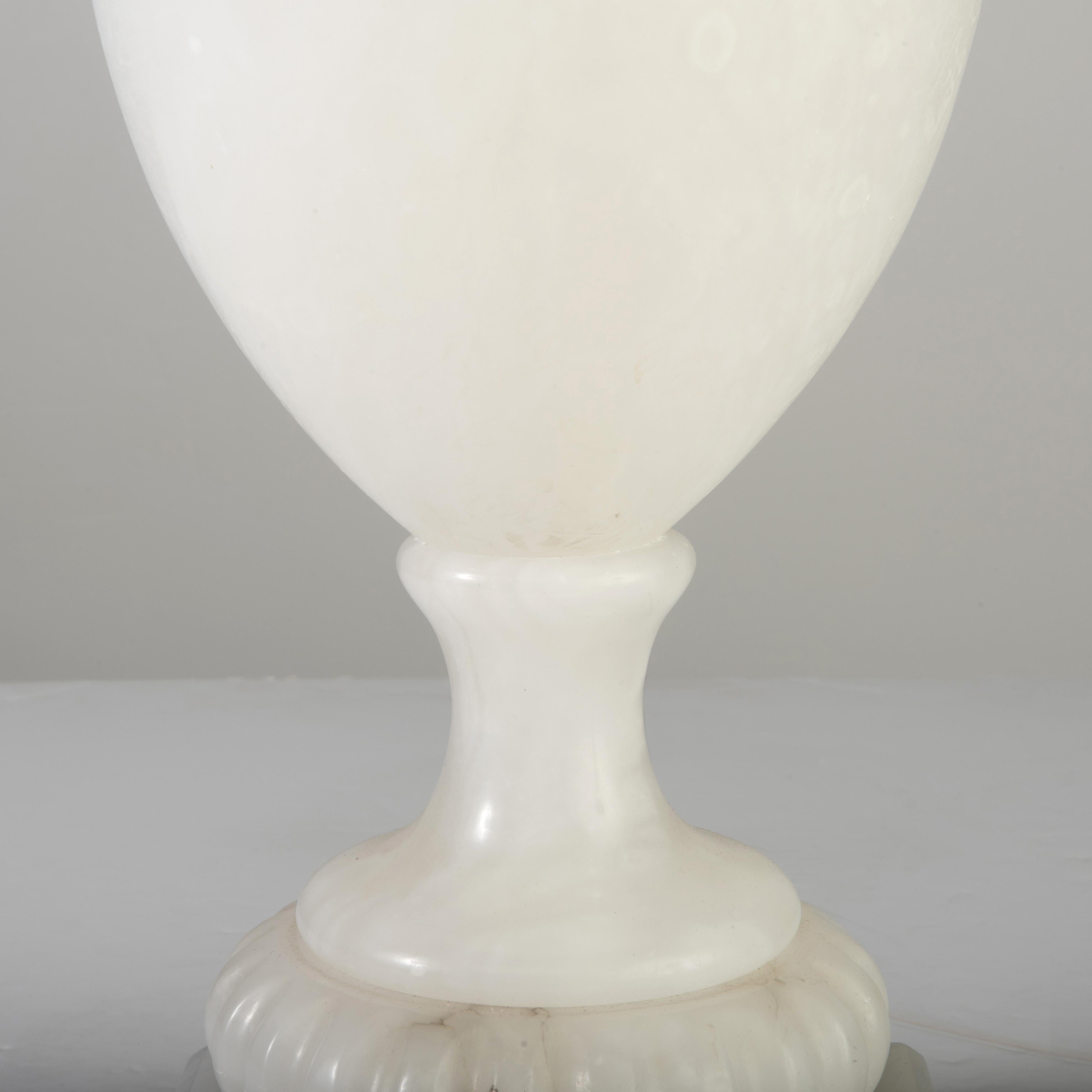 1950s Italian Neoclassical Alabaster Vase Urn Baluster Marbro Style Lamp For Sale 6
