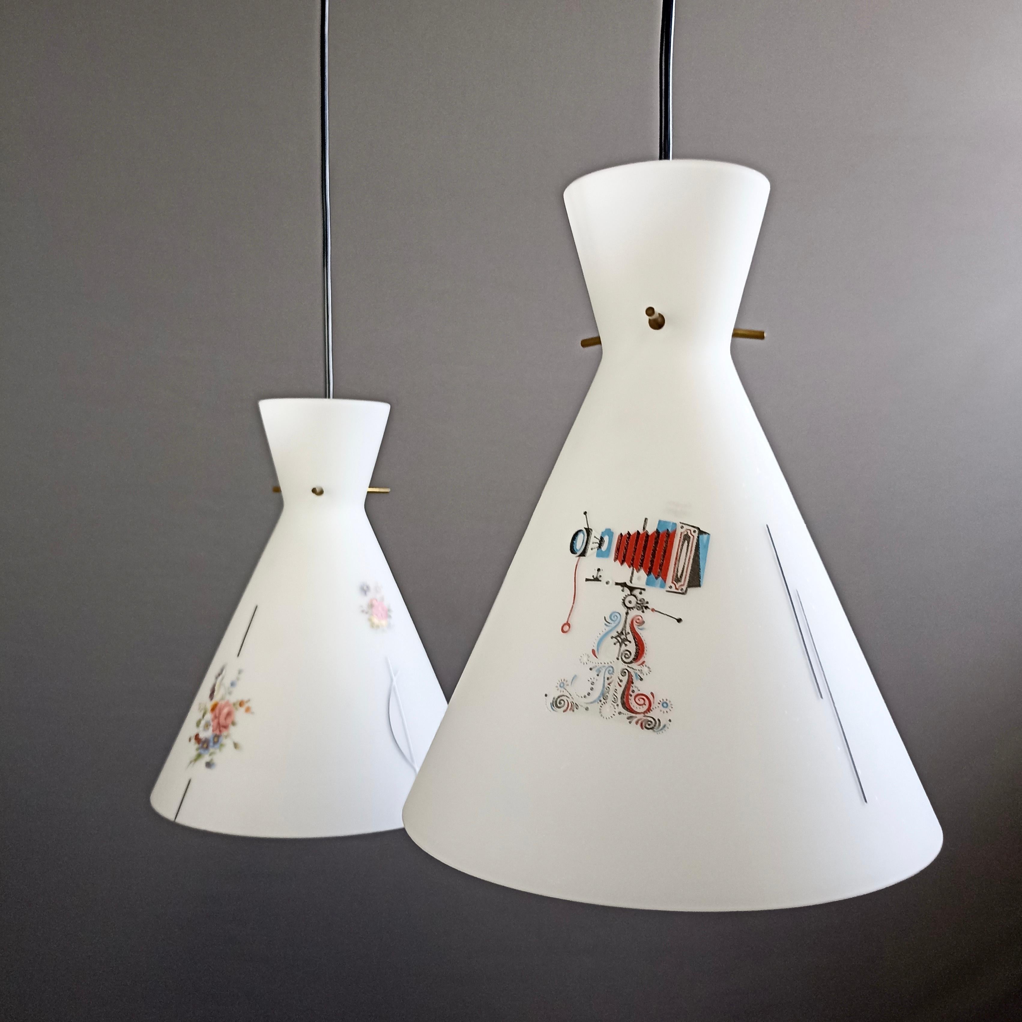Hand-Crafted 1950s Italian opaline glass with original decoration two-light pendant lamp.   For Sale