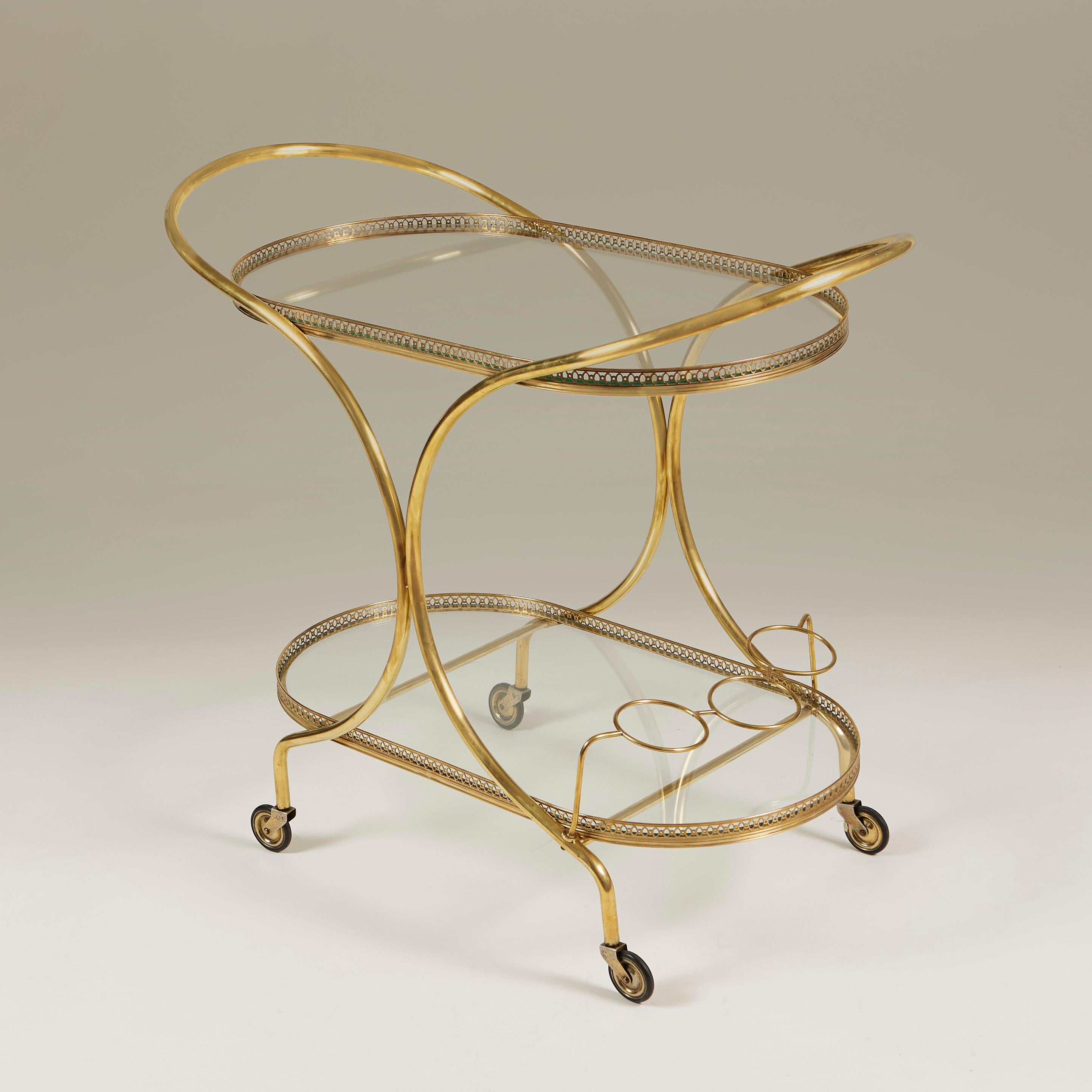 1950s Italian oval brass drinks trolley In Good Condition For Sale In London, GB