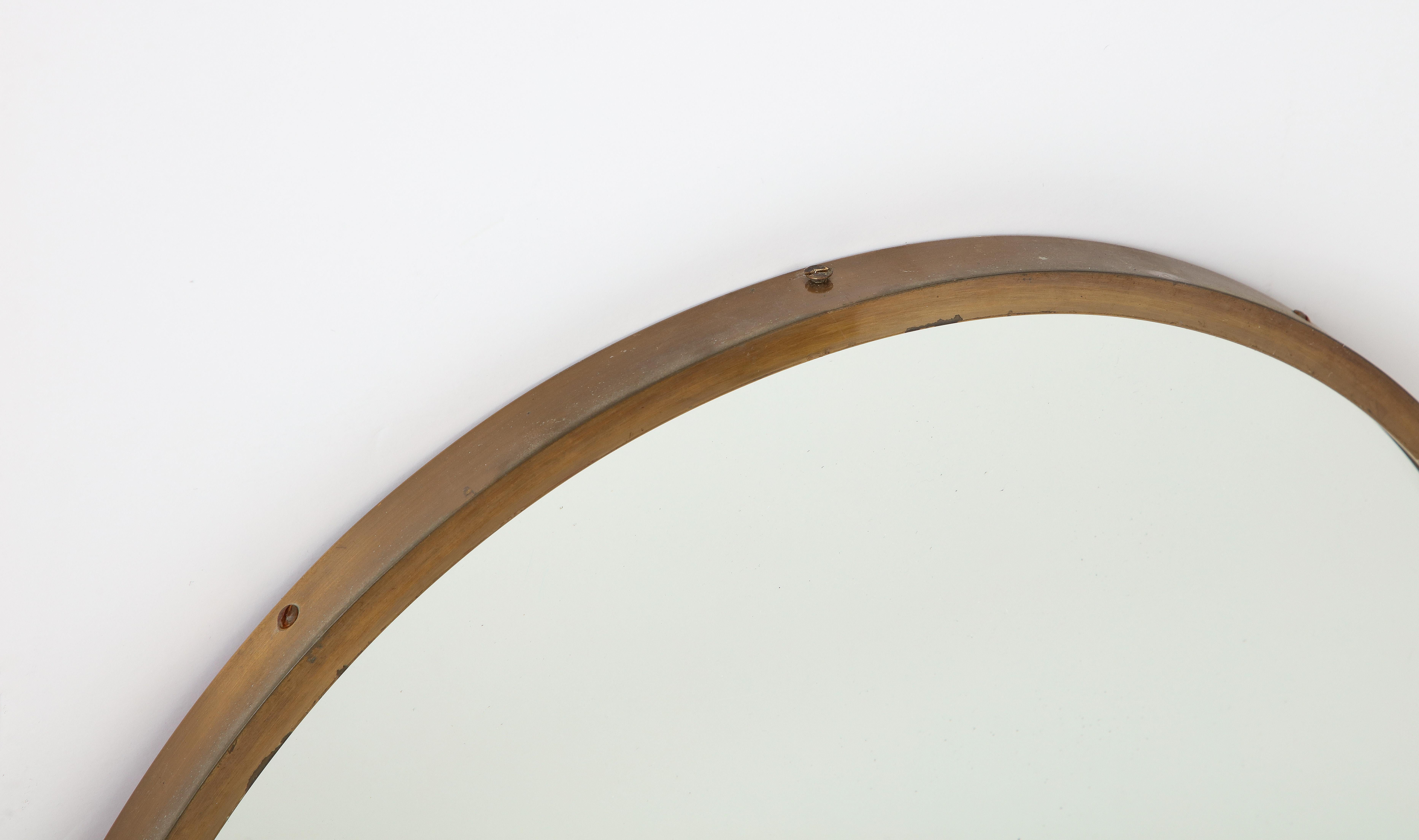 1950s Italian Oval Brass Mirror In Good Condition In New York, NY
