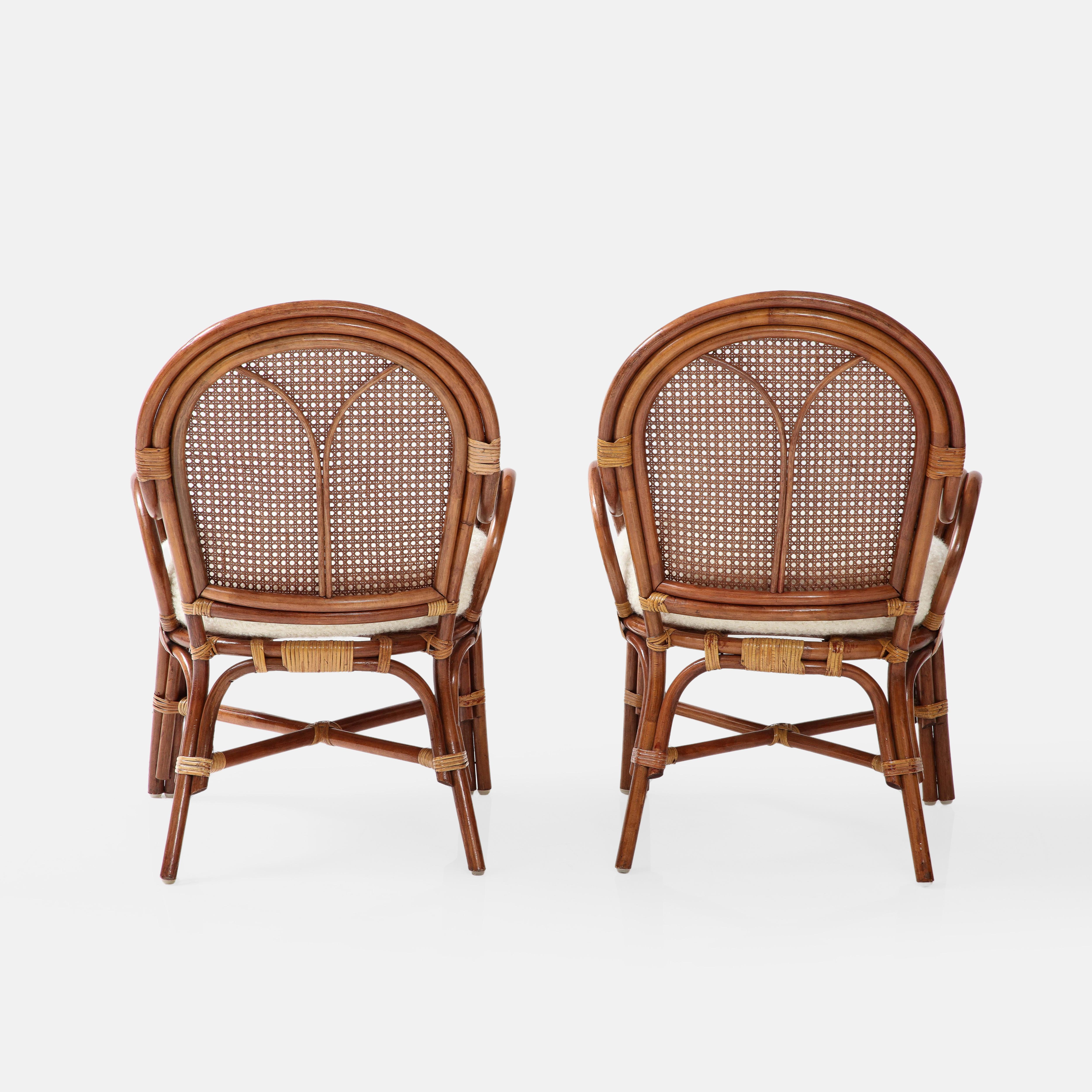 Mid-20th Century 1950s Italian Pair of Bamboo and Rattan Armchairs with Ivory Bouclé Cushions For Sale