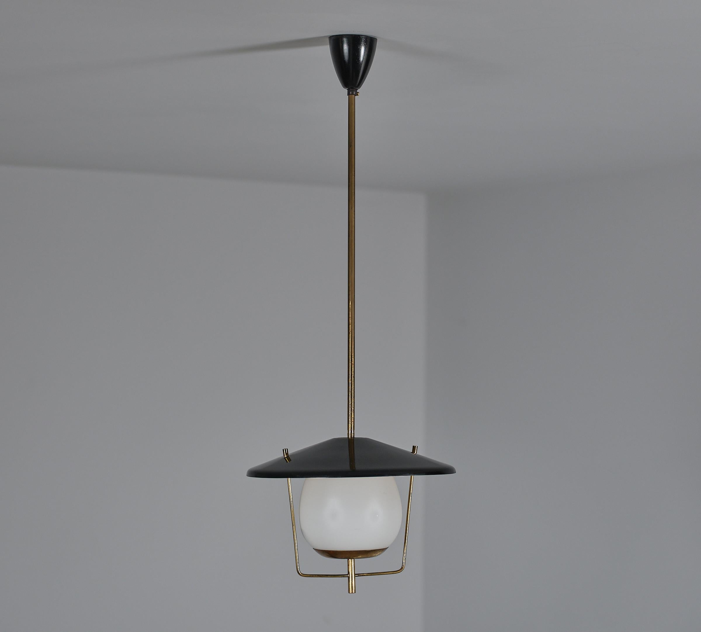 Metal 1950s Italian Pendant Lamp - STILNOVO, Brass with Black Shade and Opal Glass For Sale