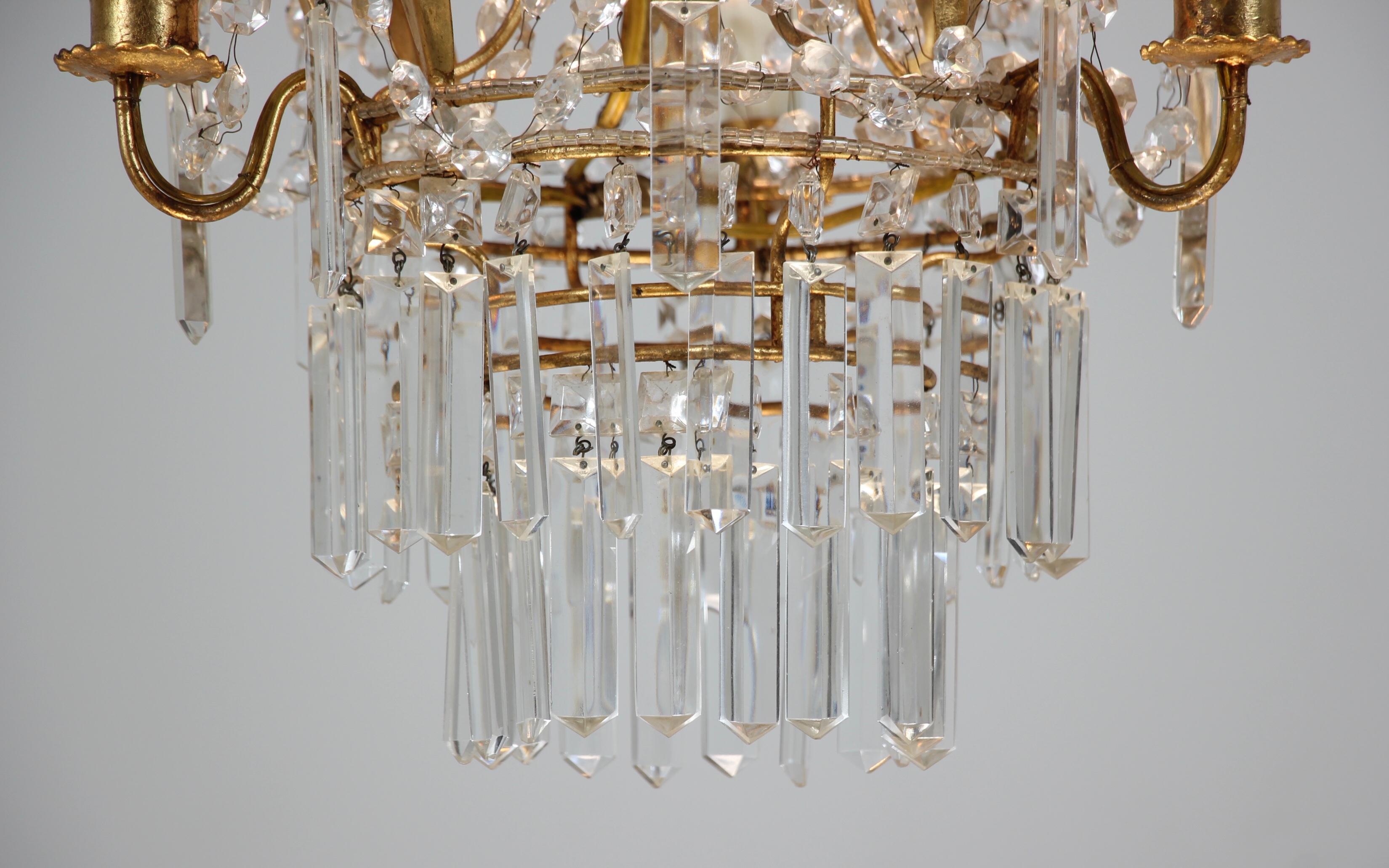 1950s Italian Petite Crystal Beaded Chandelier In Good Condition In Los Angeles, CA