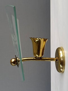 1950s Italian Pietro Chiesa style wall lamp, solid brass and glass lampshade.