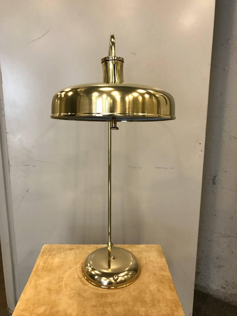 Mid-Century Modern 1950s Italian Polished Brass Desk Lamp For Sale