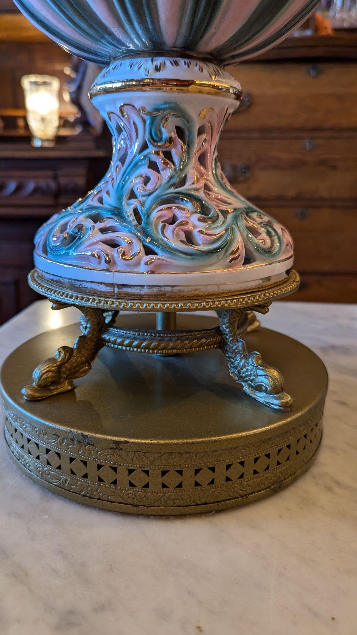 Pareja de lámparas urna de porcelana italiana de los años 50 en venta 1