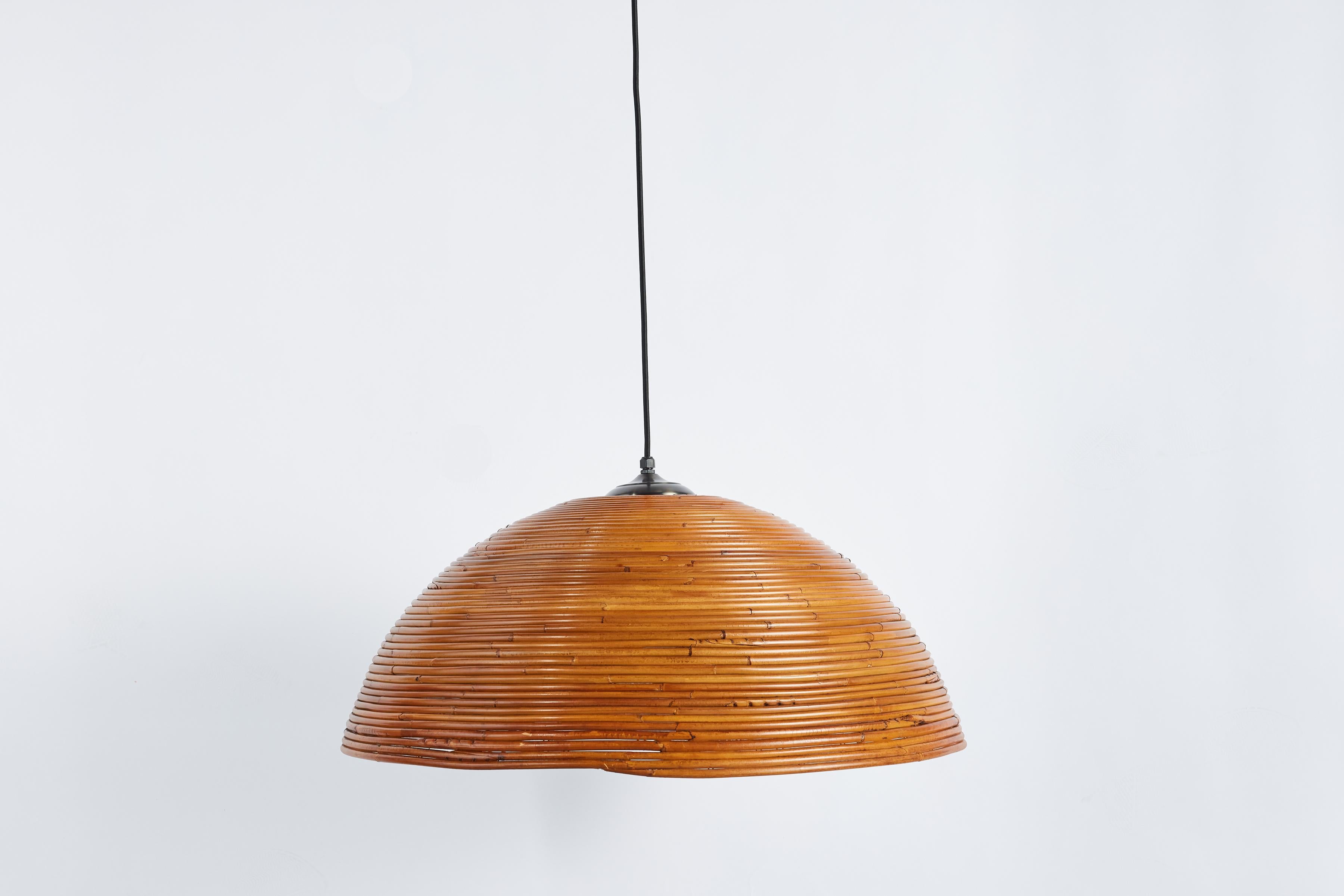1950's Italian Rattan Pendant In Good Condition For Sale In Beverly Hills, CA