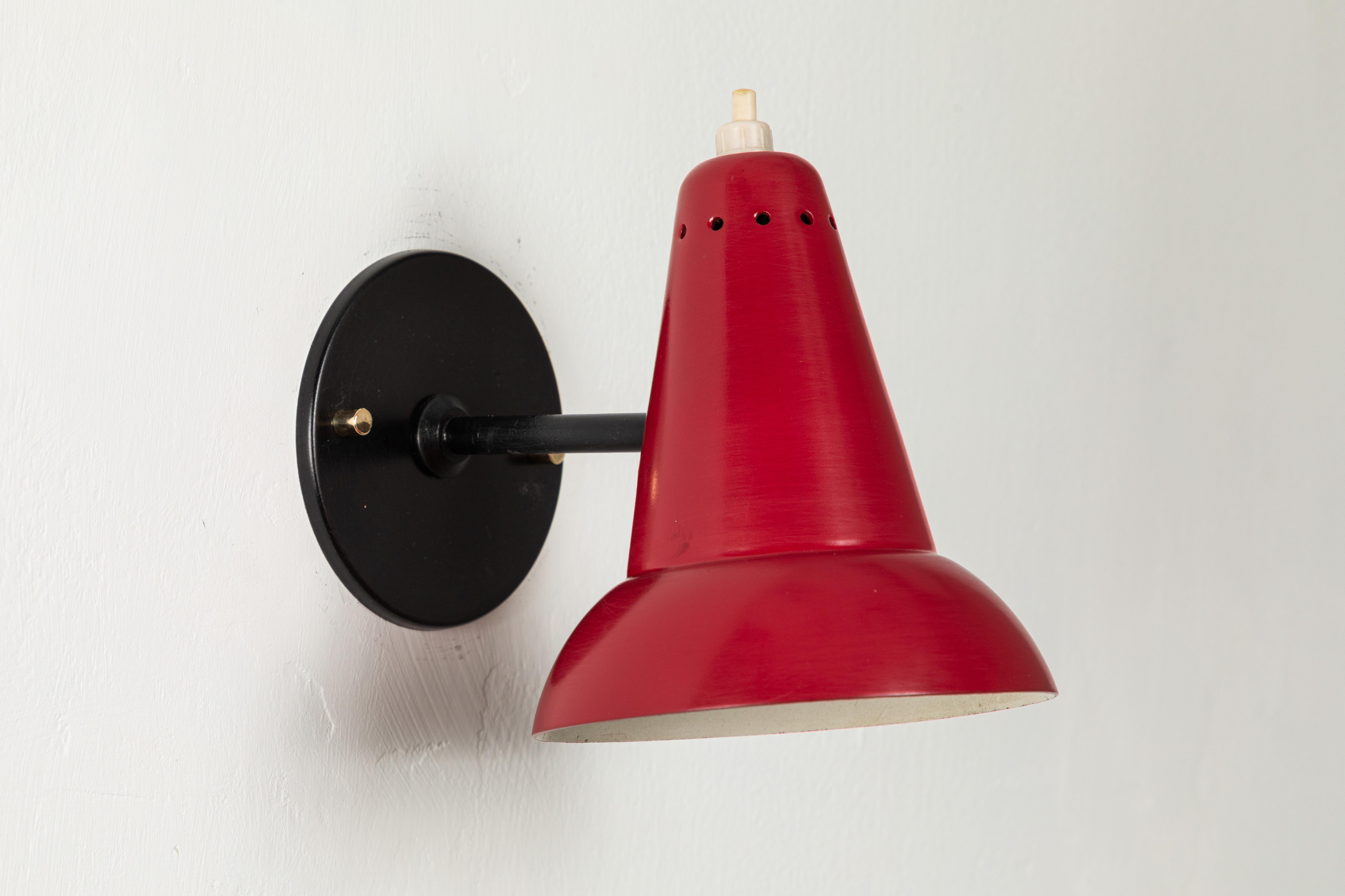1950s Italian Red Articulating Sconce Attributed to Gino Sarfatti 10