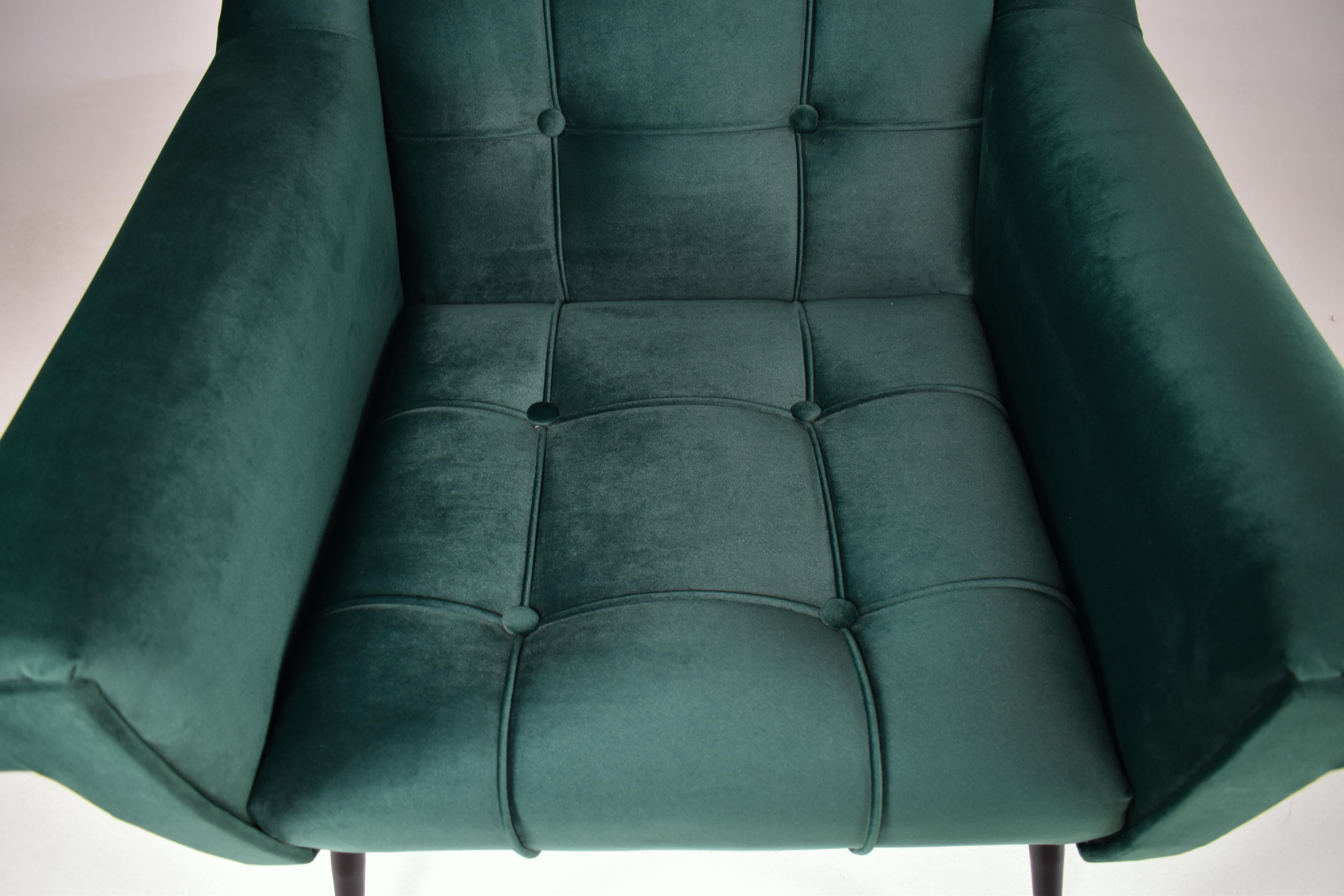 1950's Italian Restored Mid-Century Armchair For Sale 4