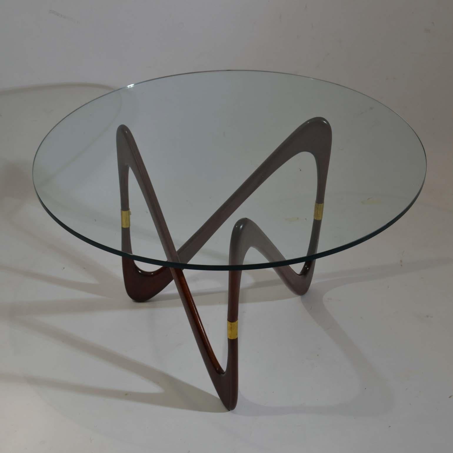 Mid-Century Modern 1950s Italian Round Coffee Table, Triangular Mahogany Base, by Cesare Lacca