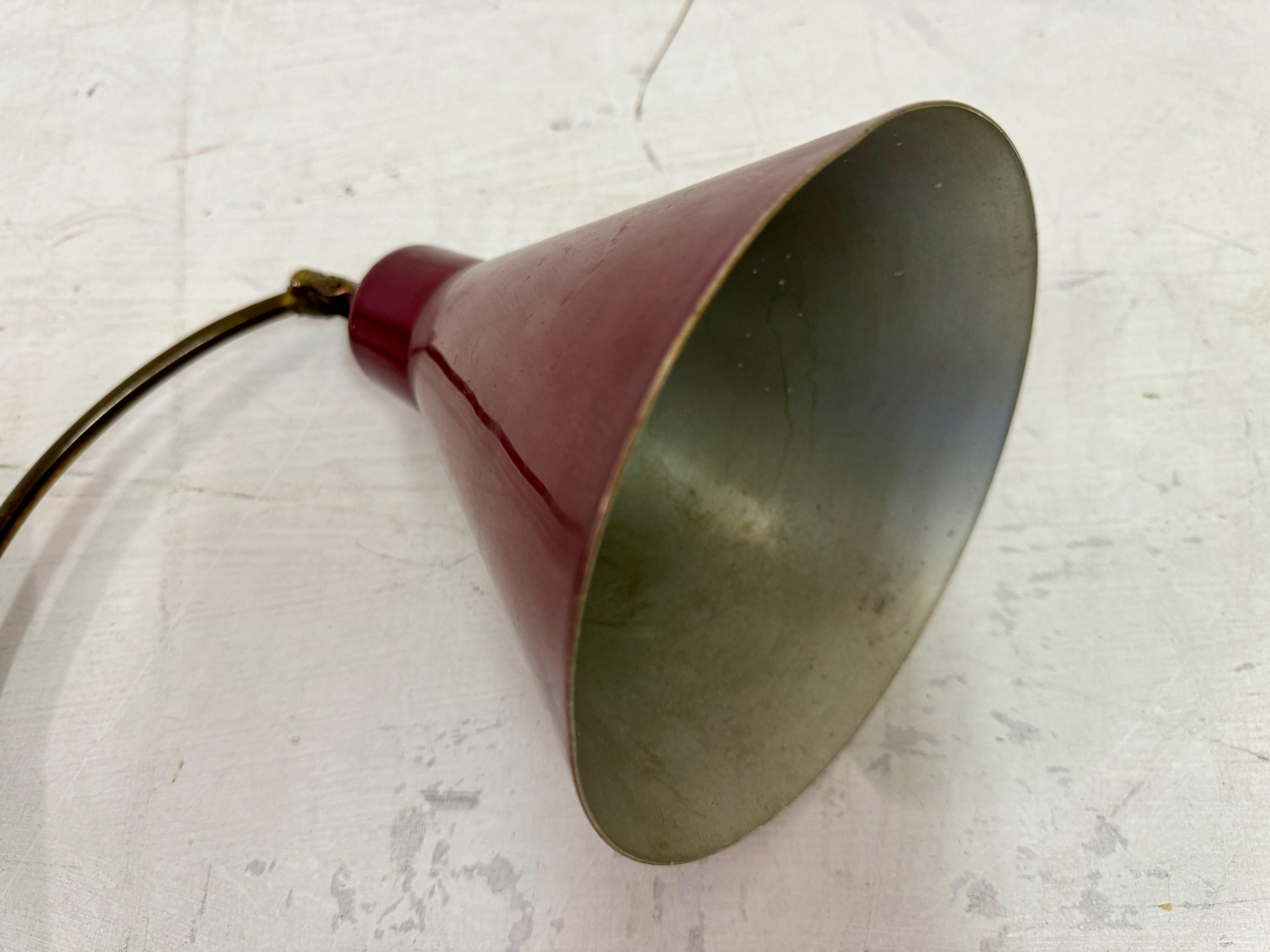 1950s Italian Scissor Concertina Industrial Wall lamp In Good Condition For Sale In London, London