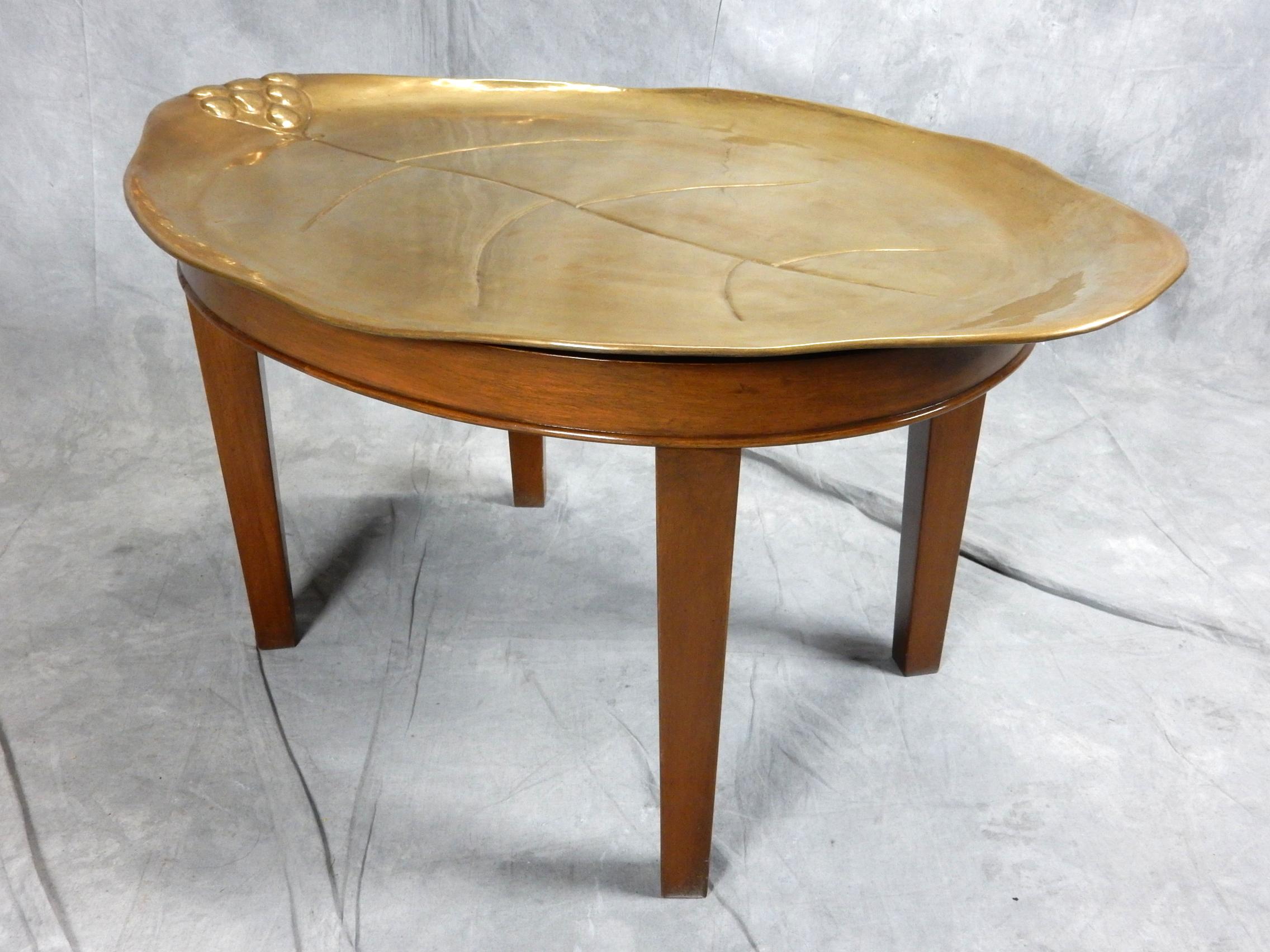 European 1950's Italian Sculpted Brass Leaf Tray Coffee Table