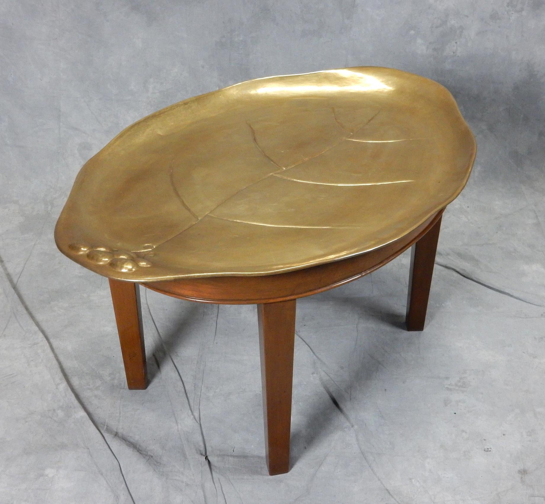 1950's Italian Sculpted Brass Leaf Tray Coffee Table 2