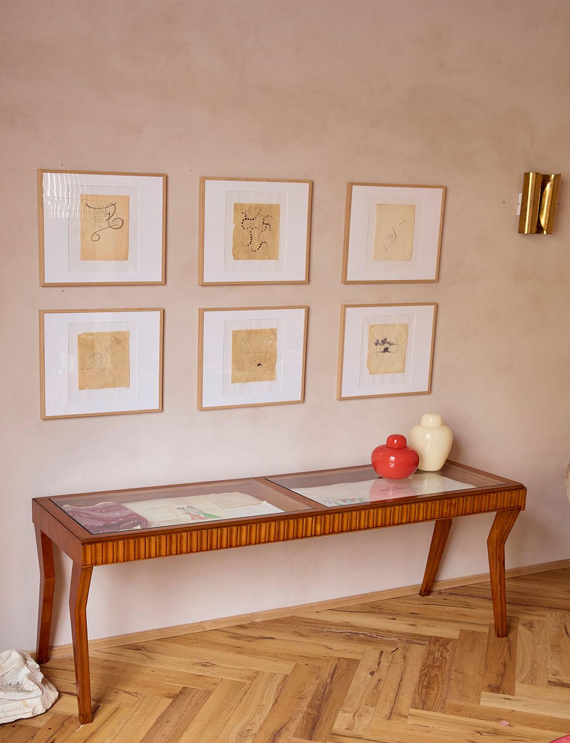 1950s Italian shop display table In condizioni buone in vendita a Florence, Tuscany
