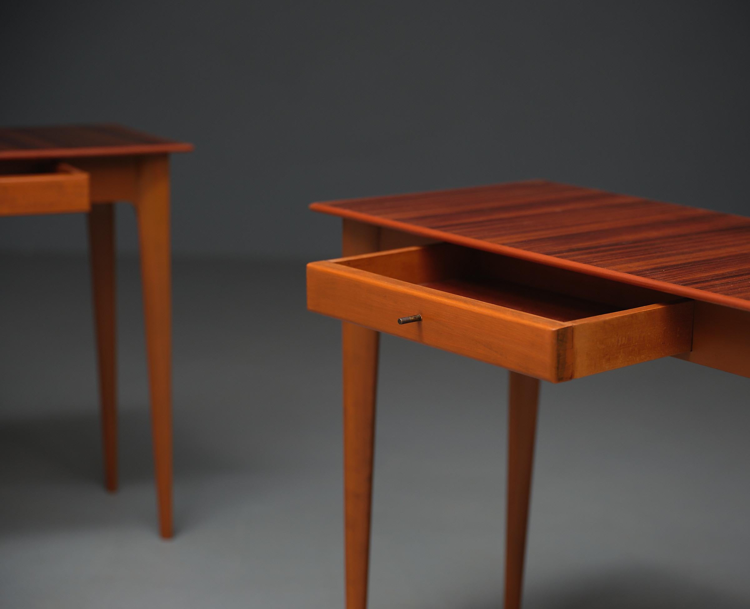 1950s Italian Side Tables - Exquisite Woodwork and Airy Design For Sale 4