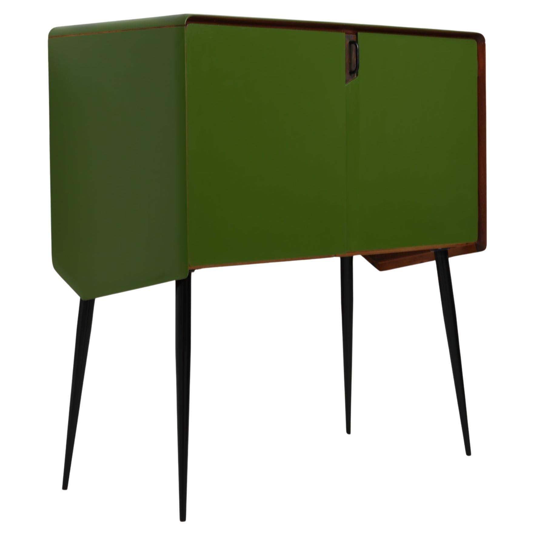 1950s Italian Sideboard in Green Lacquered Wood with Oak Interior and Black Legs For Sale