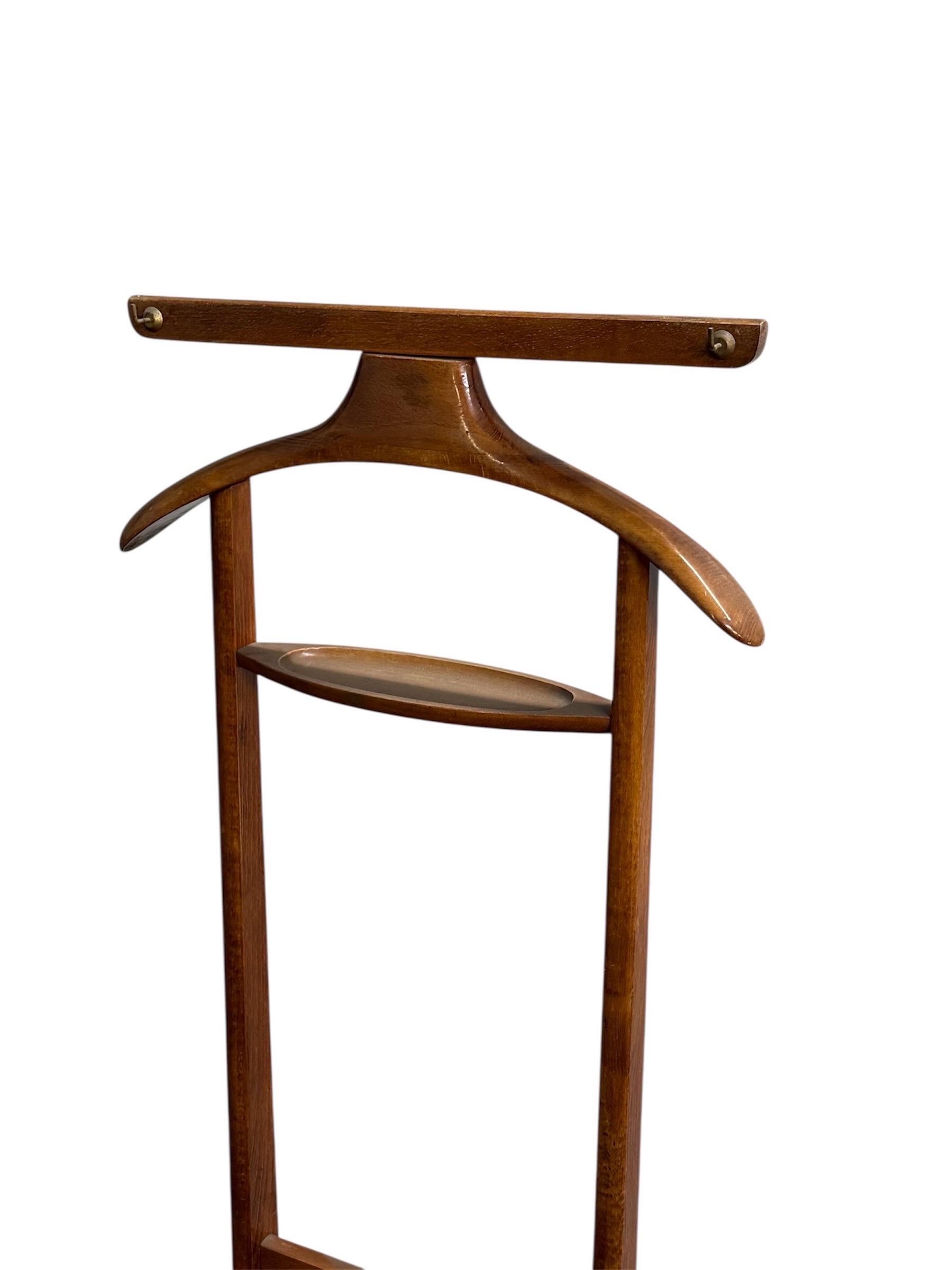 1950er Jahre Italienisch Massivholz Valet attr. Ico Parisi für Fratelli Reguitti (20. Jahrhundert) im Angebot