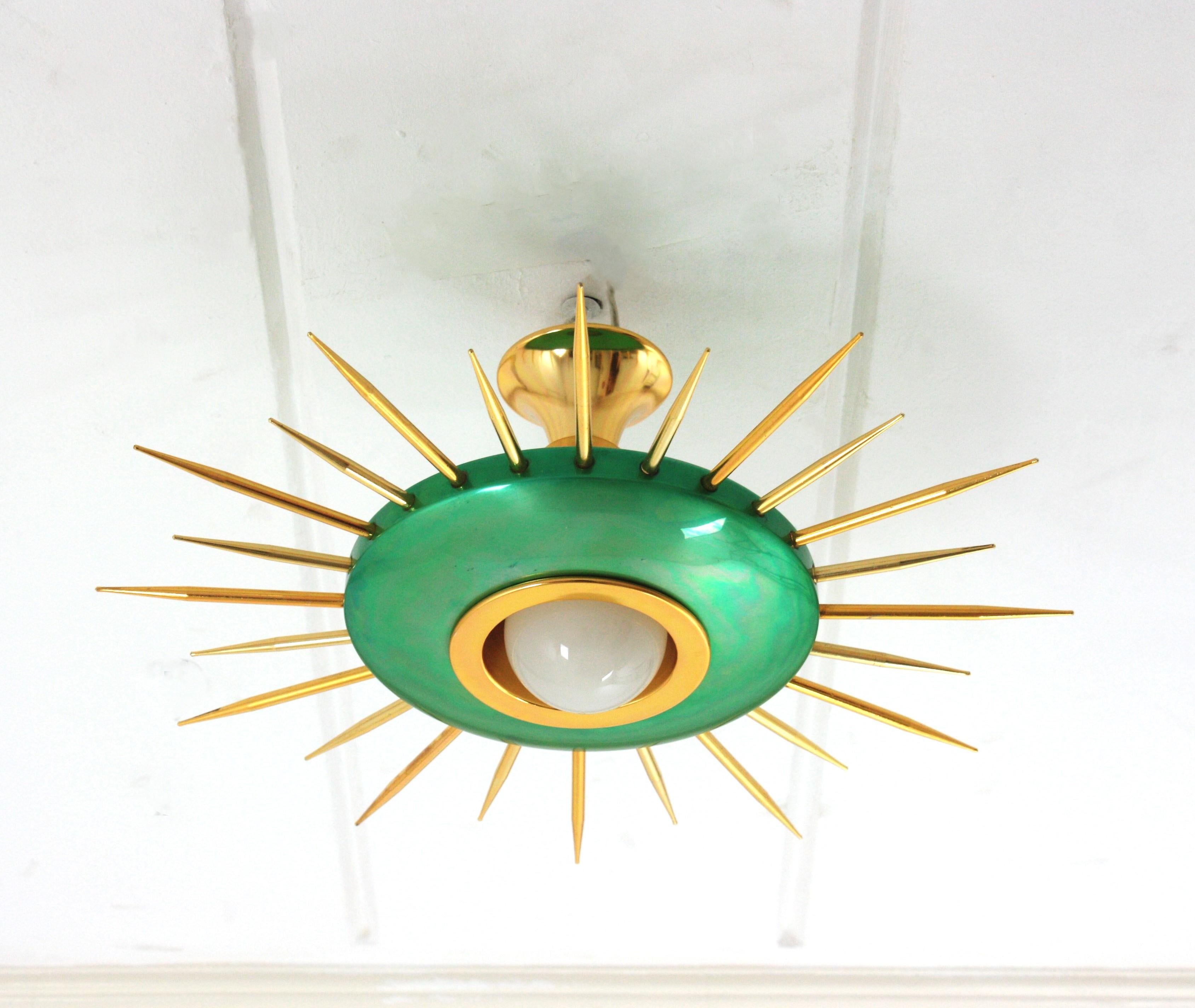 1950s Italian Sunburst Pendant Light Fixture in Green and Gilt Metal For Sale 9