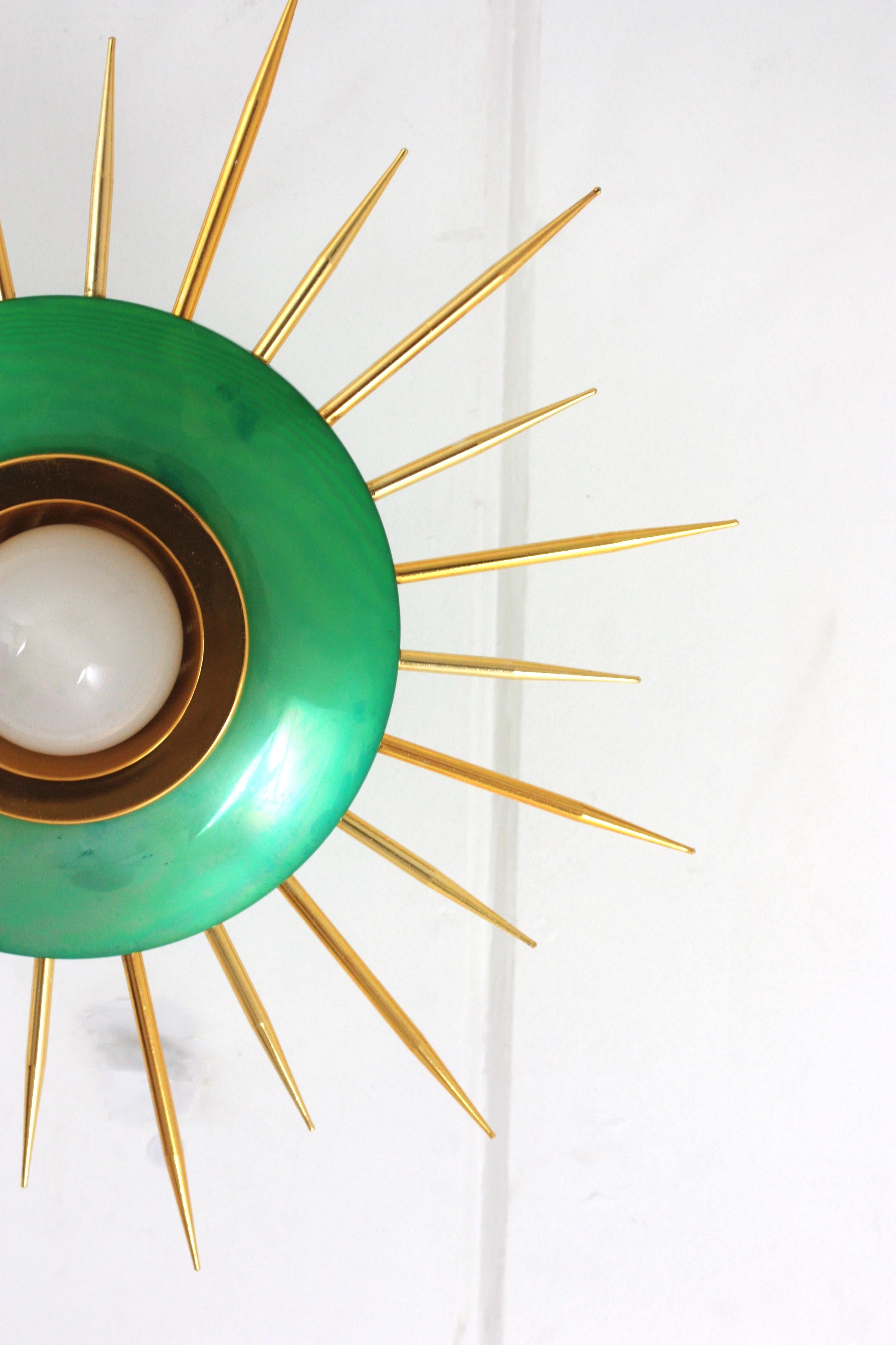 1950s Italian Sunburst Pendant Light Fixture in Green and Gilt Metal For Sale 12