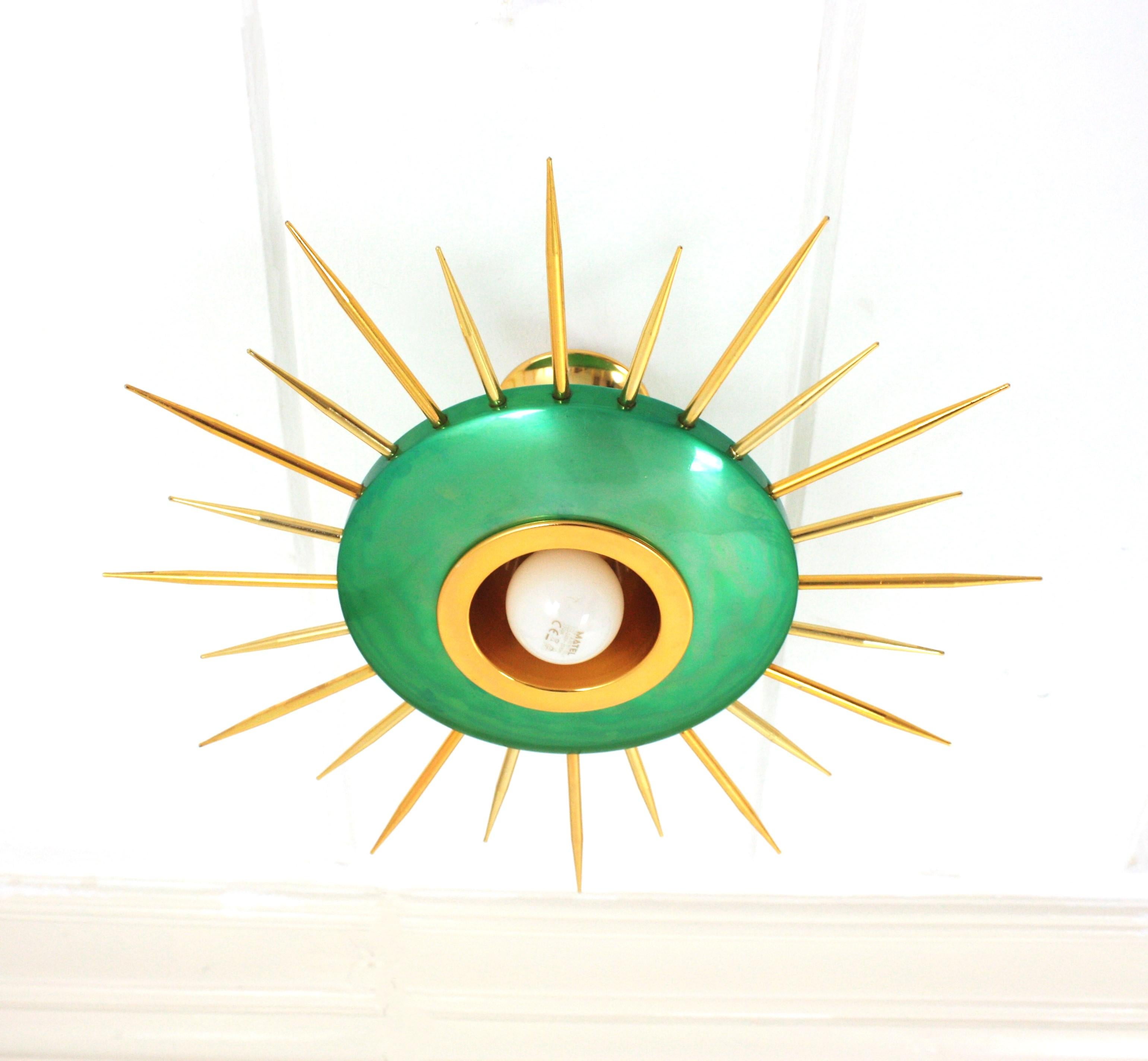 20th Century 1950s Italian Sunburst Pendant Light Fixture in Green and Gilt Metal For Sale