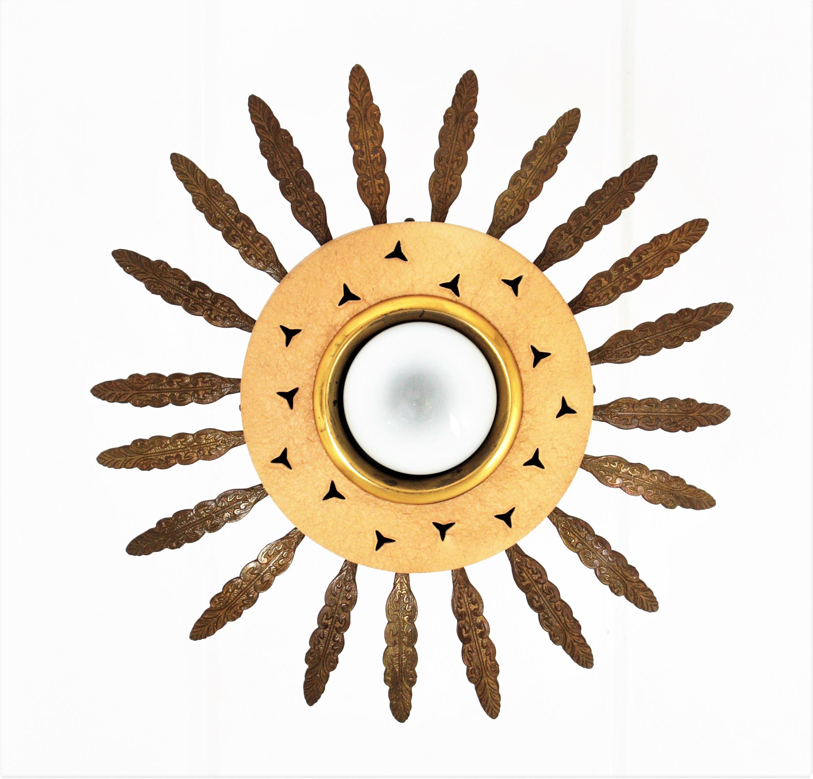 1950s Italian Sunburst Pendant or Flush Mount in Brass and Beige Metal In Good Condition In Barcelona, ES