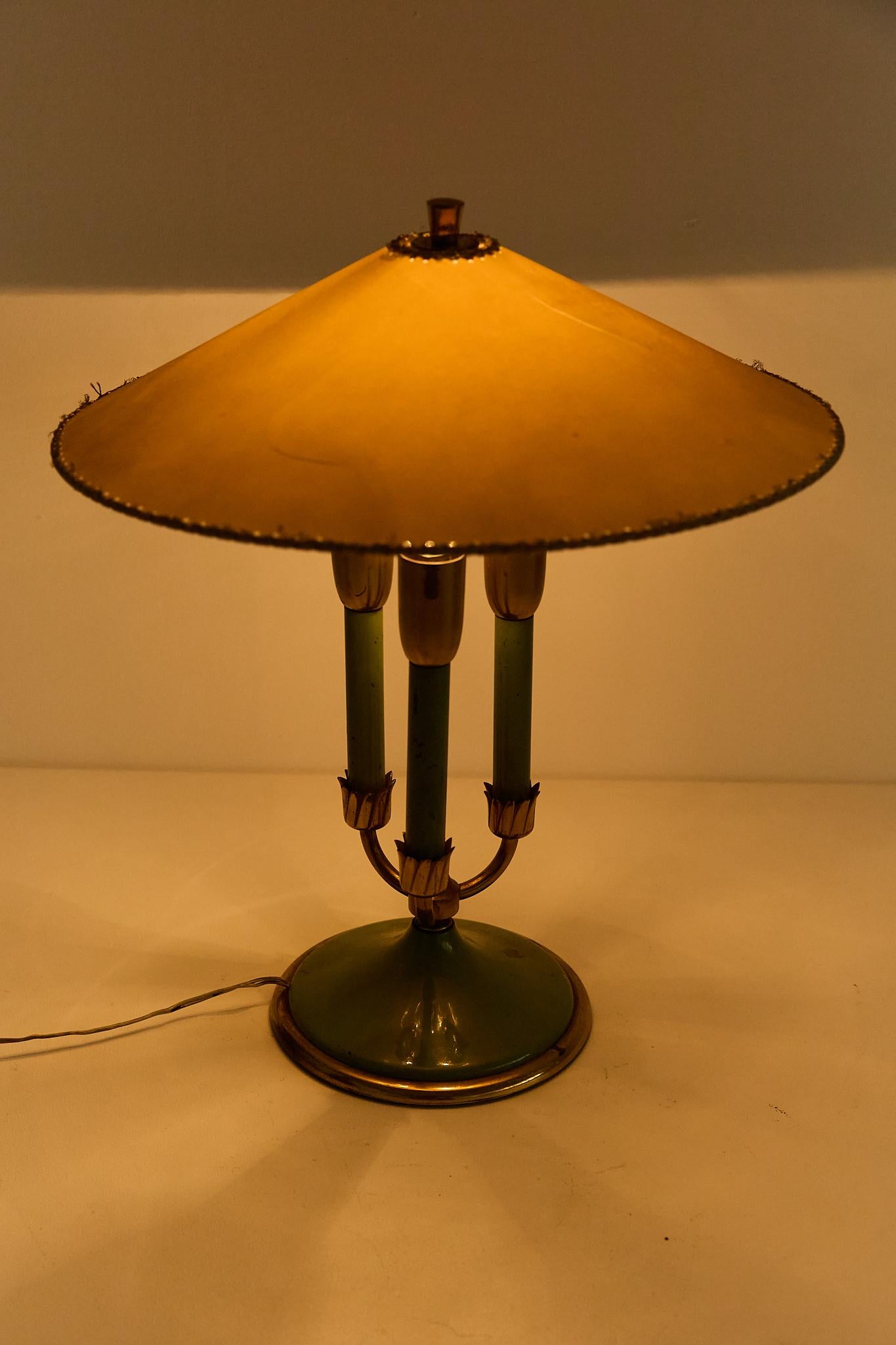 Metal 1950's Italian Table Lamp For Sale
